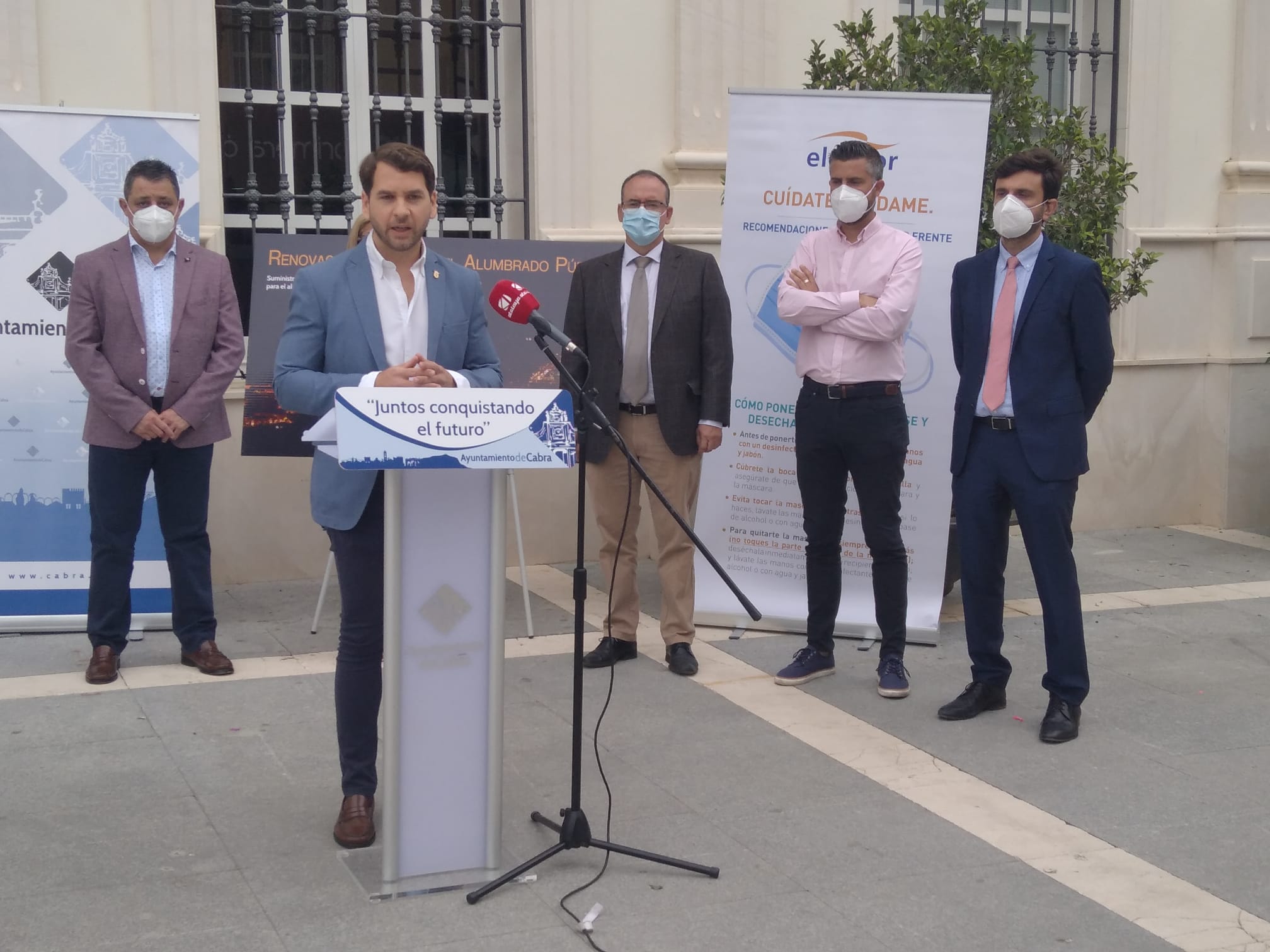 El Ayuntamiento de Cabra invierte más de 2,3 millones de euros en la renovación integral del alumbrado público – Ayuntamiento de Cabra