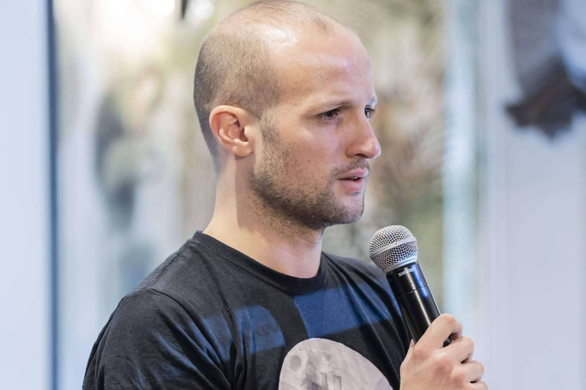 El boom de Oscar Silva, el emprendedor desconocido que se convirtió en un referente en el sector del marketing y las criptomonedas