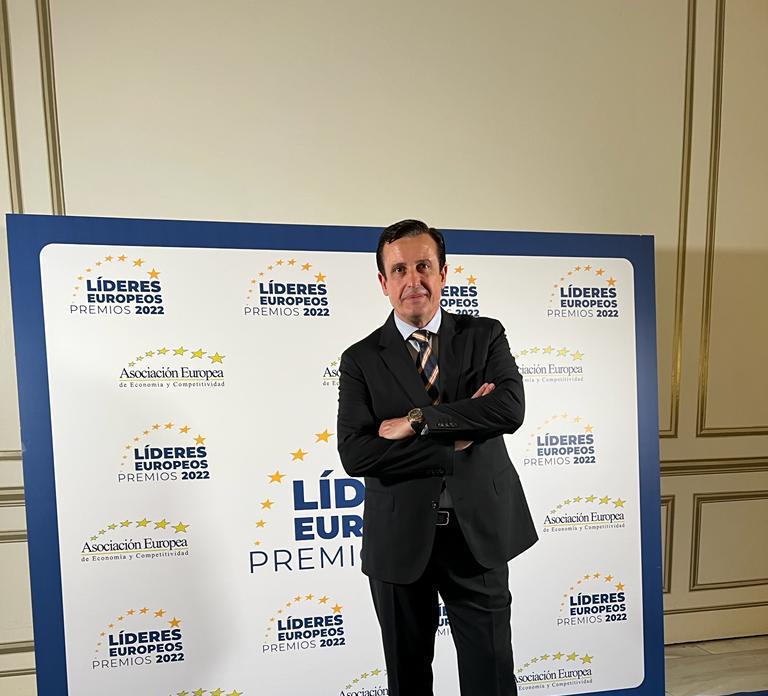 Ignacio Campoy protagonista de la publicación Golden Book