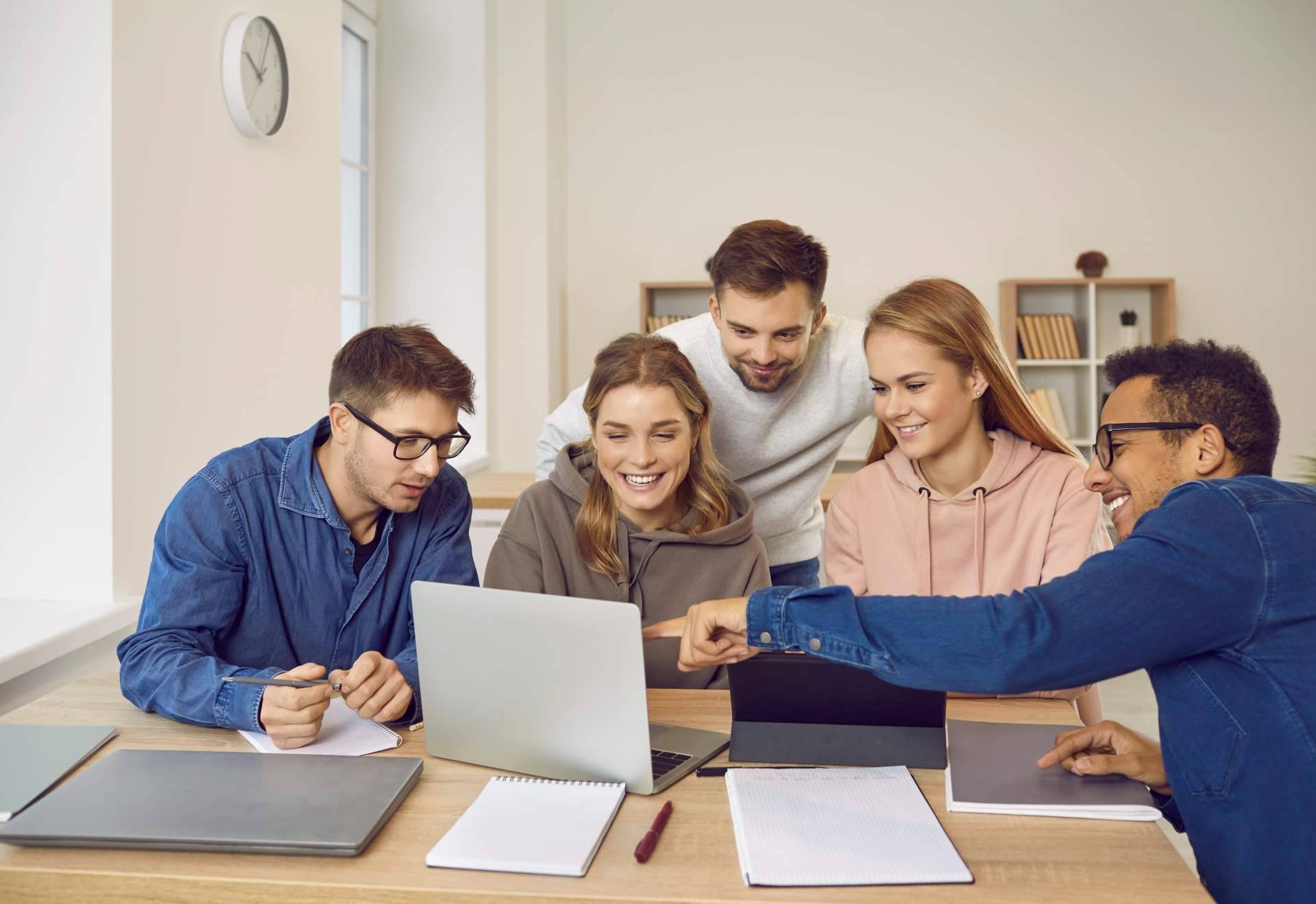 Las facilidades que ofrece el centro educativo Ramar FP para inscribirse a su ciclo FP marketing y publicidad online