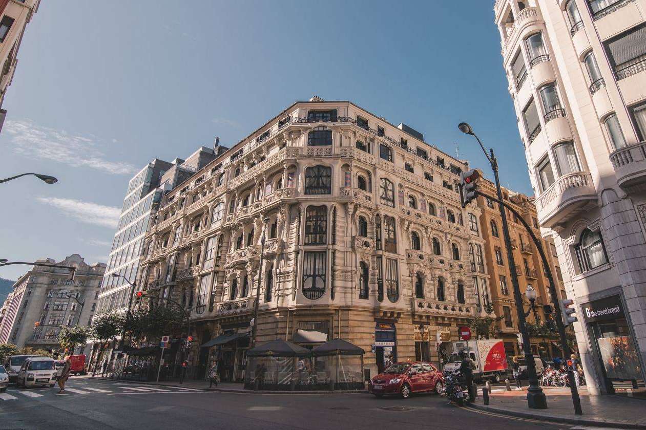 Conseguir ingresos pasivos con la inversión en bienes inmuebles de la mano de inversores inmobiliarios expertos