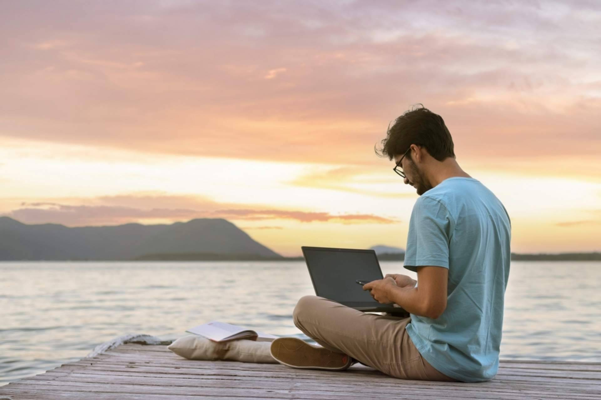 Cómo conseguir papeles para vivir en España, con Webparainmigrantes