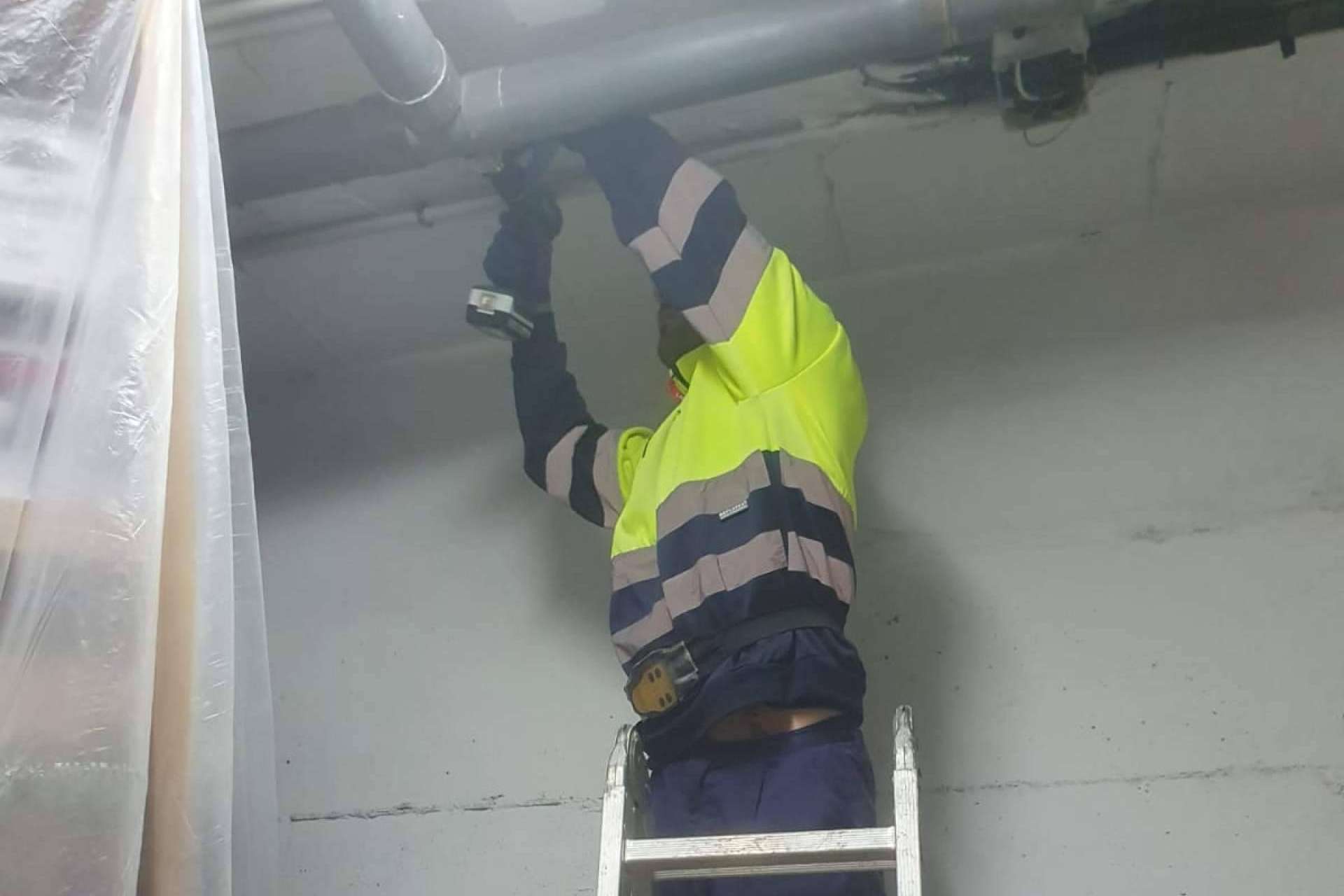 ¿Dónde obtener un servicio de desatoro 24h en Málaga? Rey Tuberías