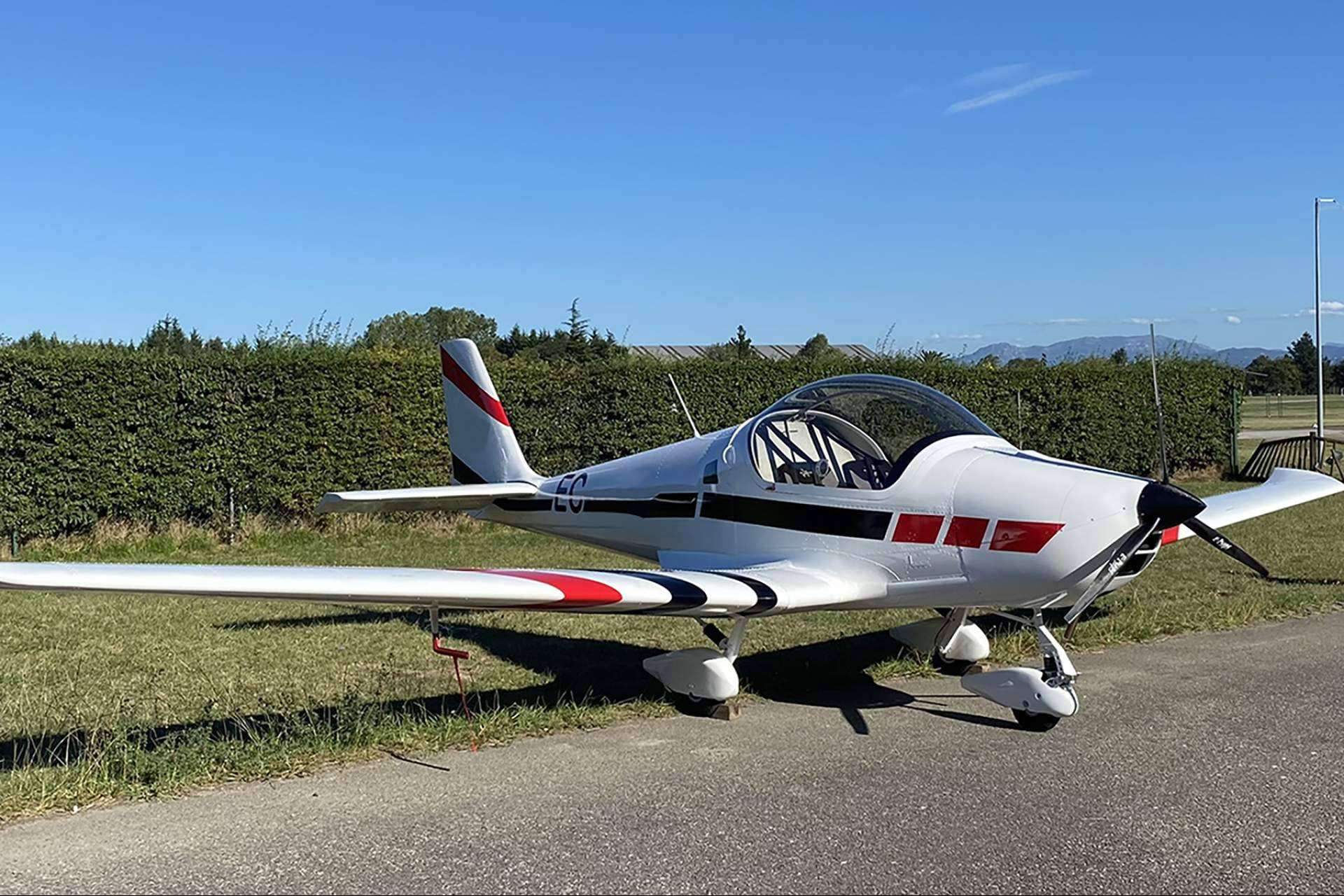 Volar en Asturias con los cursos de pilotaje de ultraligero que ofrece Asturfly