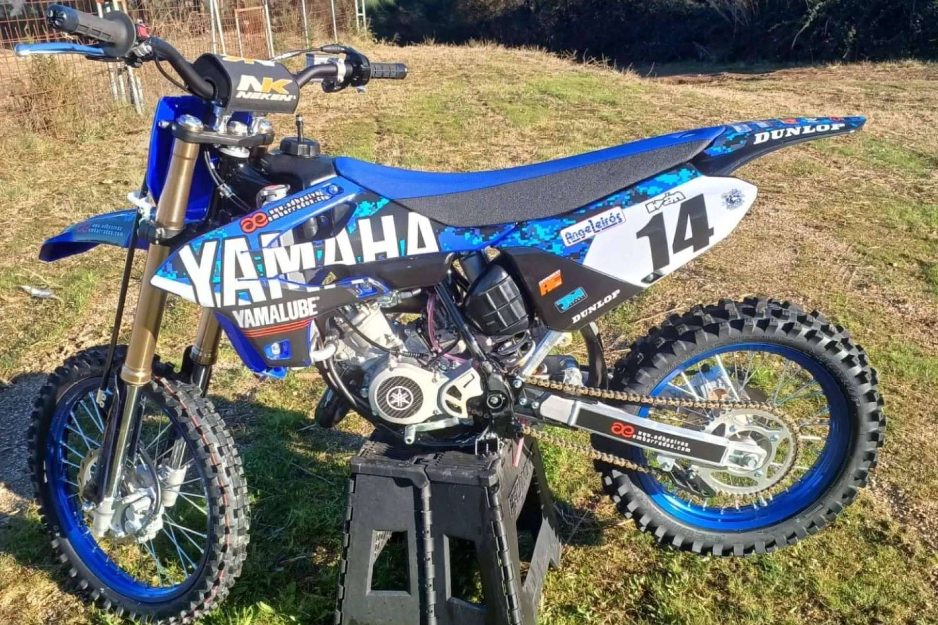 Los adhesivos personalizados para motos que ofrece ADHESIVOSSEMBARRADOS
