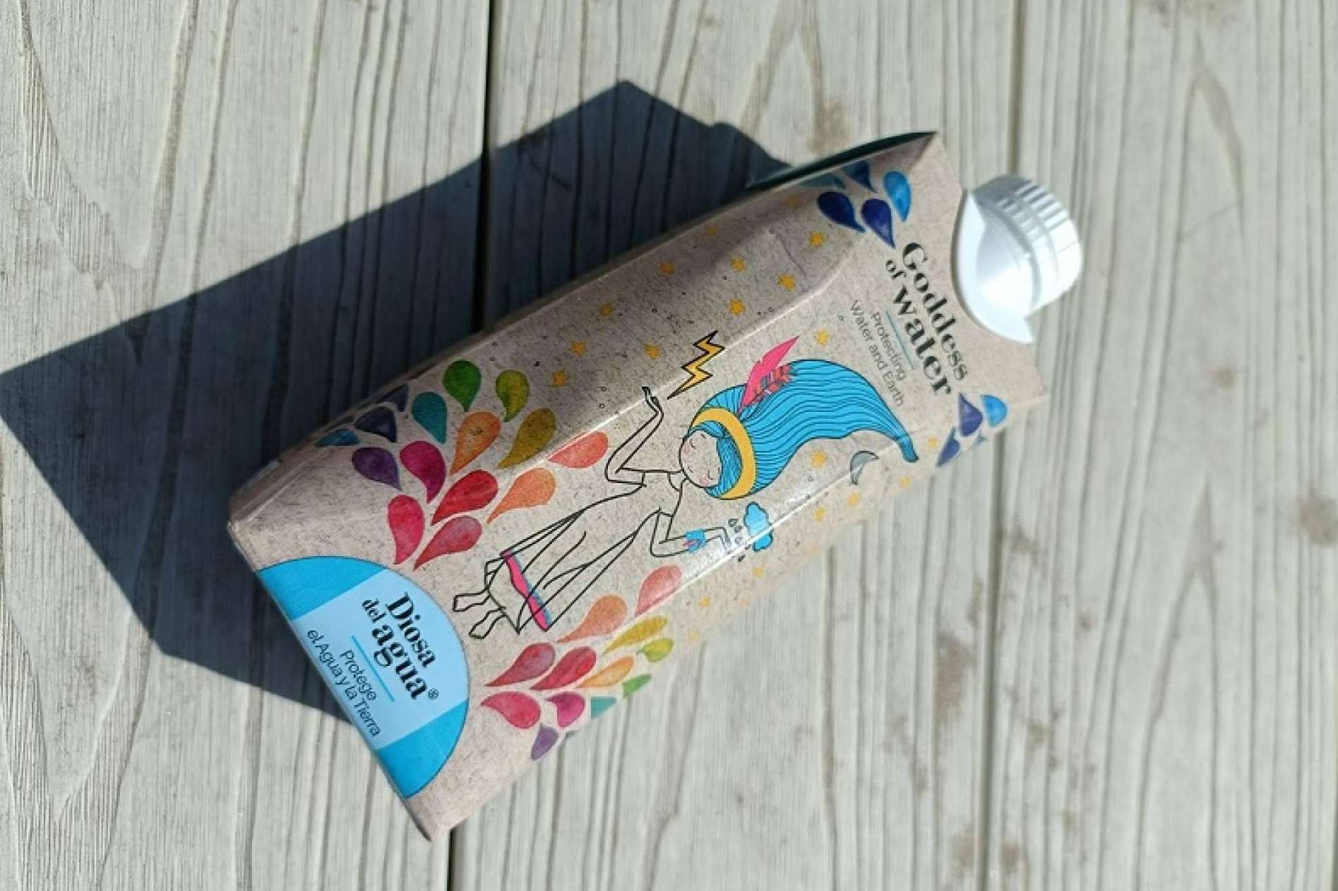 Los beneficios de beber agua en brick, de la mano de Diosa del Agua