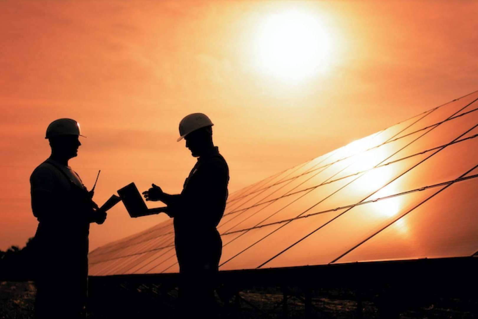 Instaladores de placas solares profesionales a buen precio, con Soletec