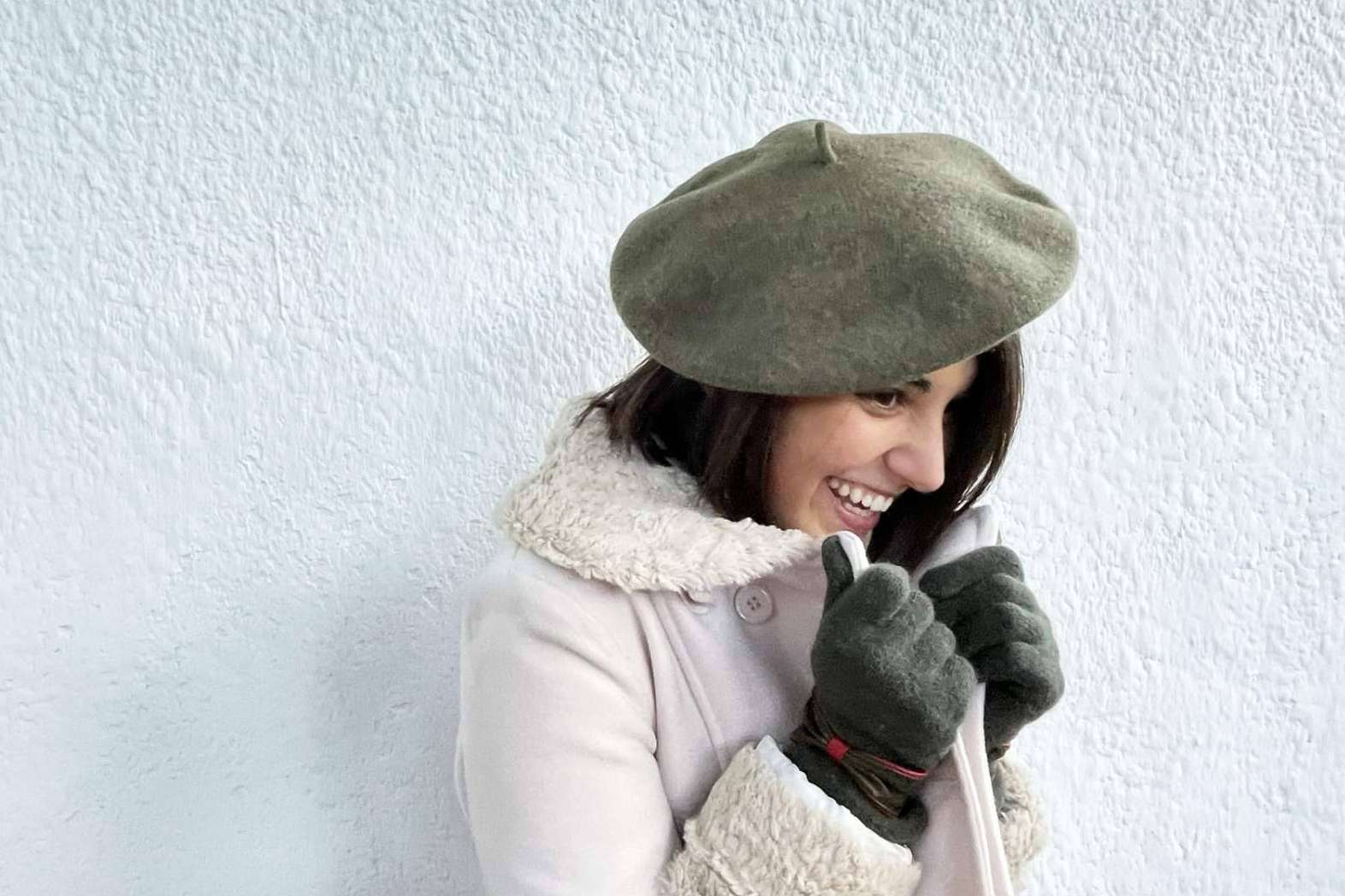 Estilo y elegancia con los sombreros de Santacana