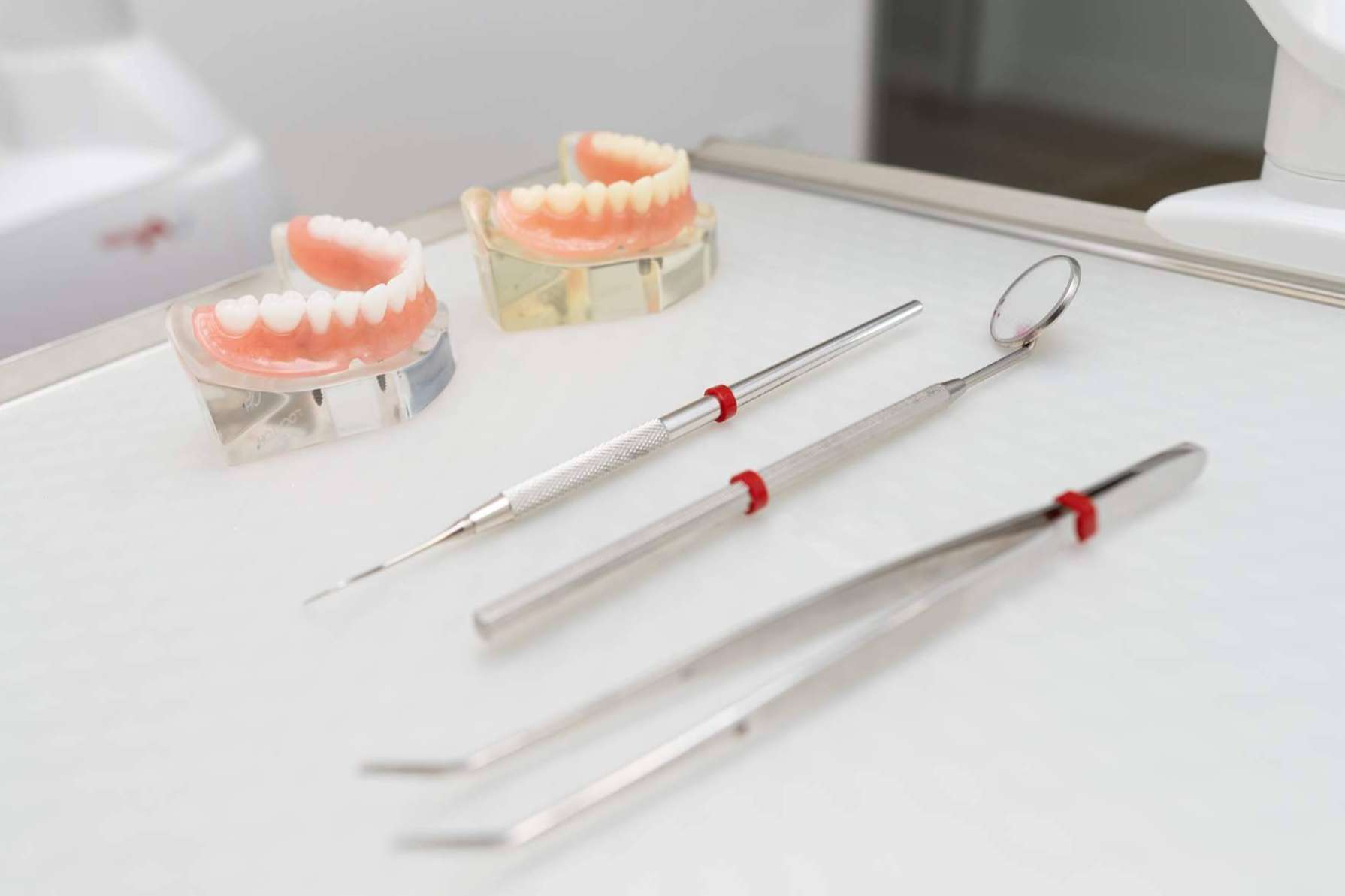 Clínica Calvo de Mora explica las consecuencias de sufrir una enfermedad periodontal
