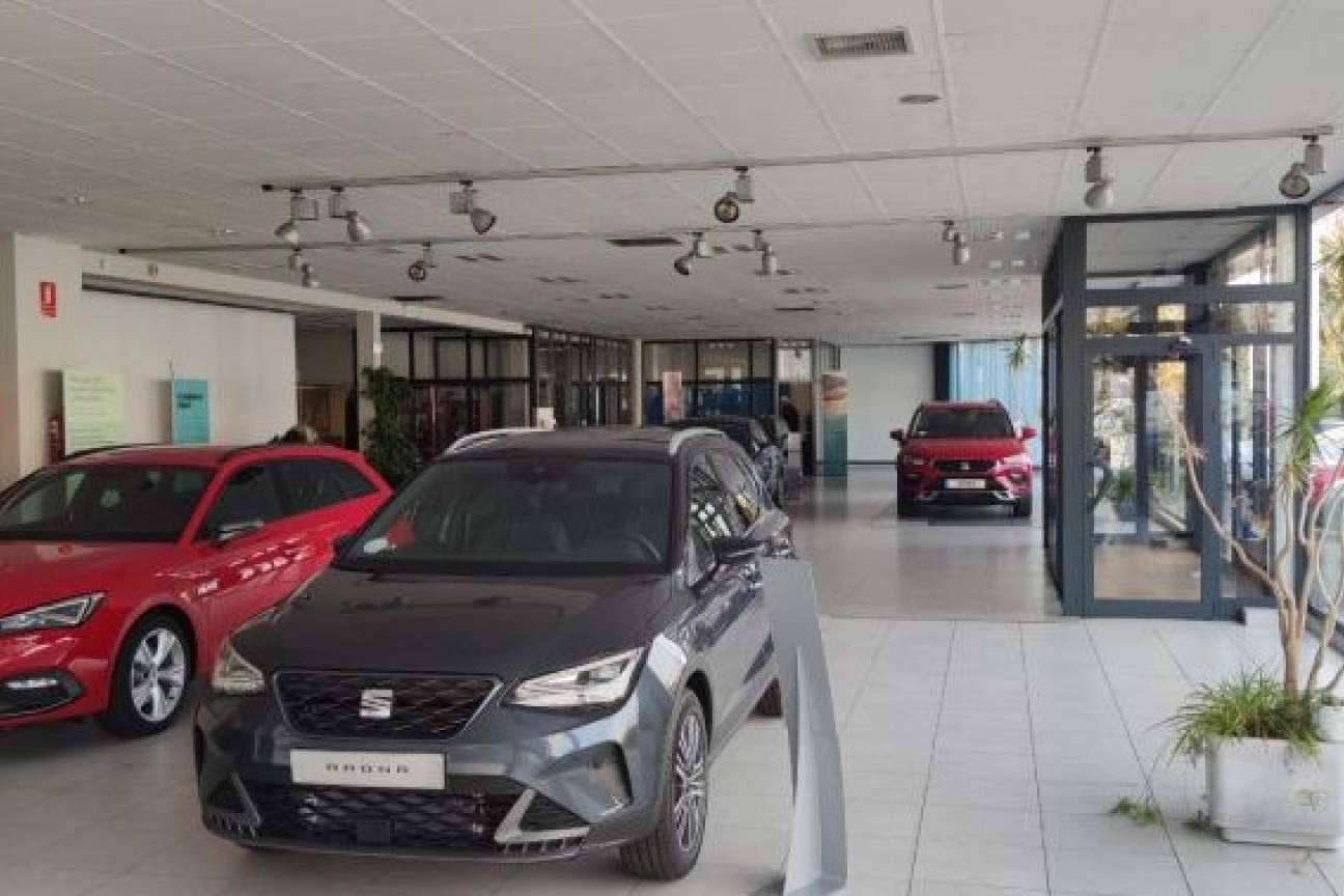 Dos naves industriales valoradas en cerca de un millón de euros en Cuenca, a subasta
