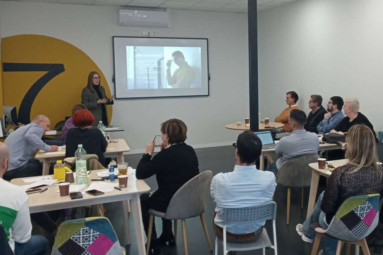 Acceder a cursos de formación con El Siete