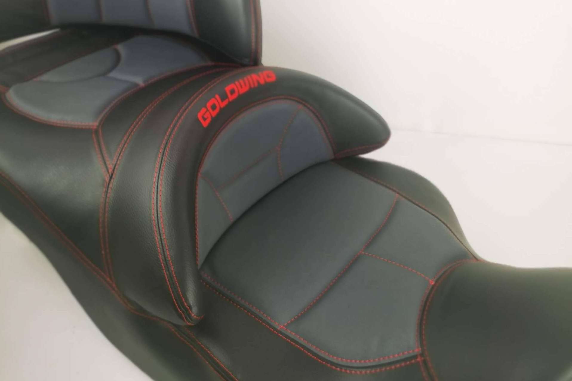 JM-Fundas asegura que un asiento cómodo es un gran compañero para viajar en moto