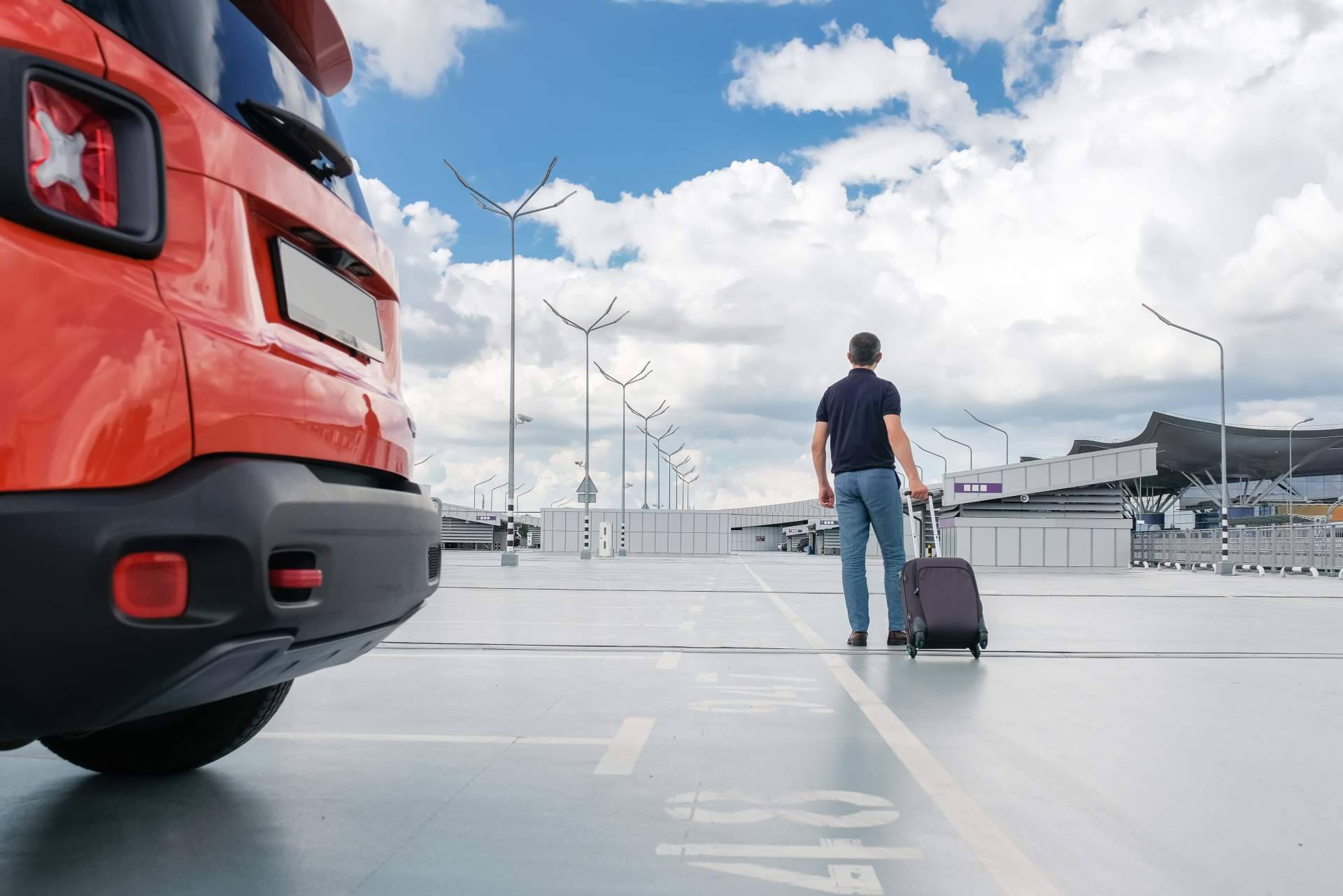 Aparcalo, una opción segura y confiable de parking en el Aeropuerto de Alicante