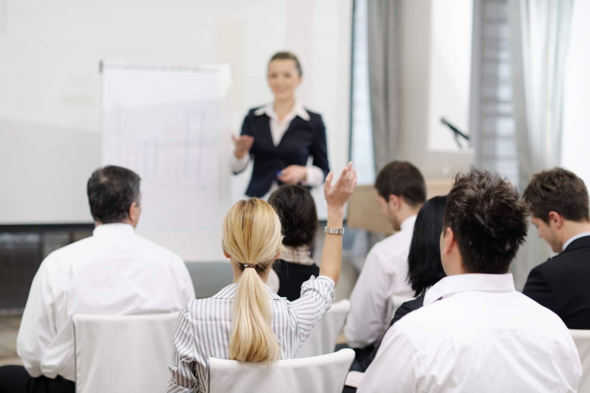 Formación corporativa en entornos digitales con aula virtual y e-learning