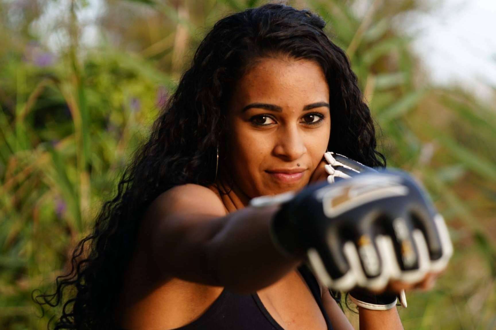 Clases de defensa personal femenina en La Nucía con Thais de Moura