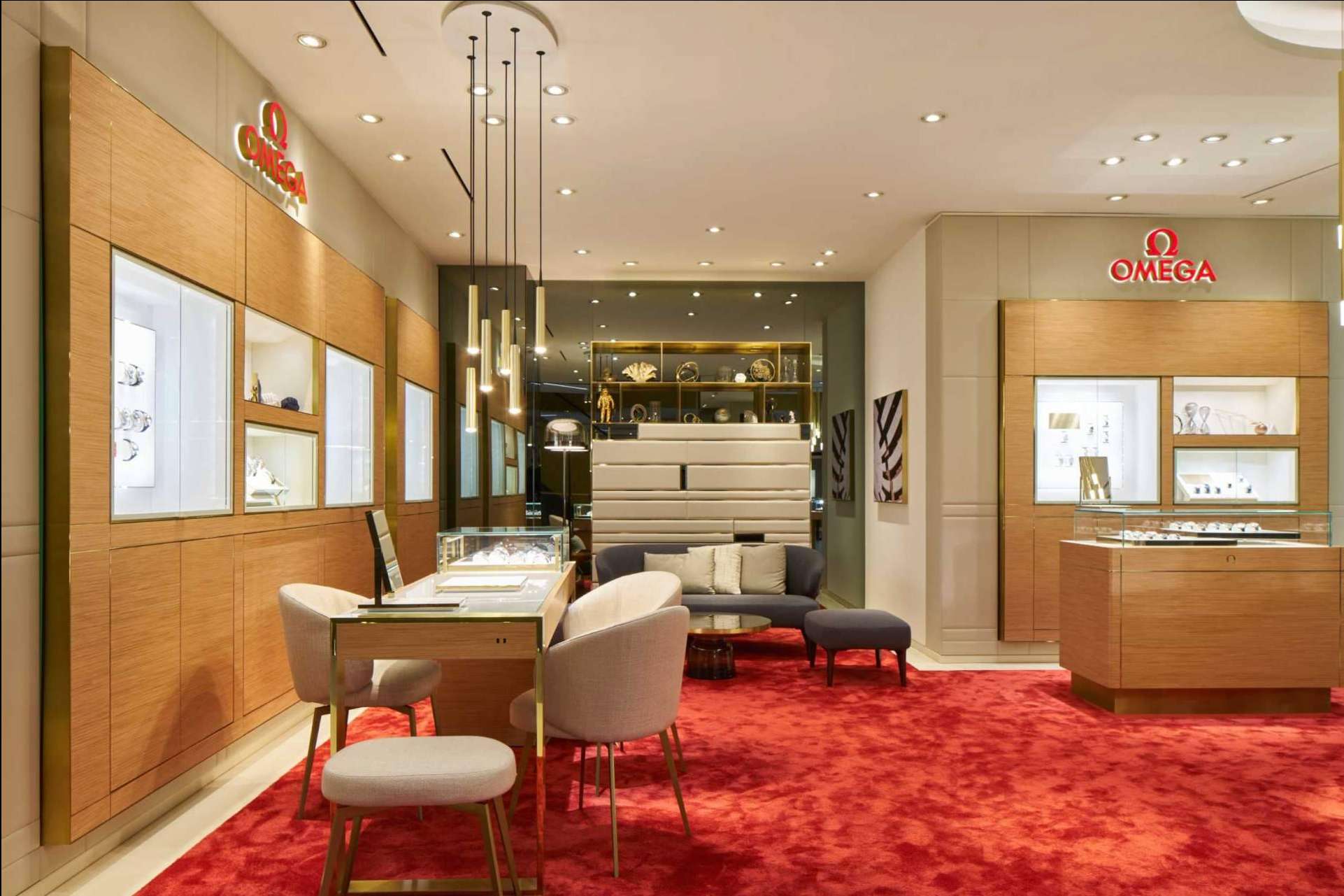 The Embassy inaugura un renovado espacio con sus exclusivos relojes Omega