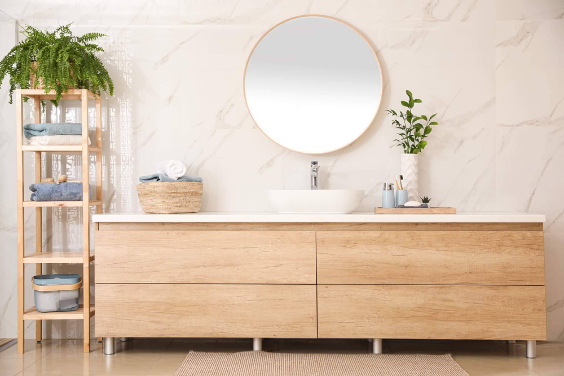 ¿Cuándo elegir muebles de baño suspendidos o con patas?, por Bañoweb