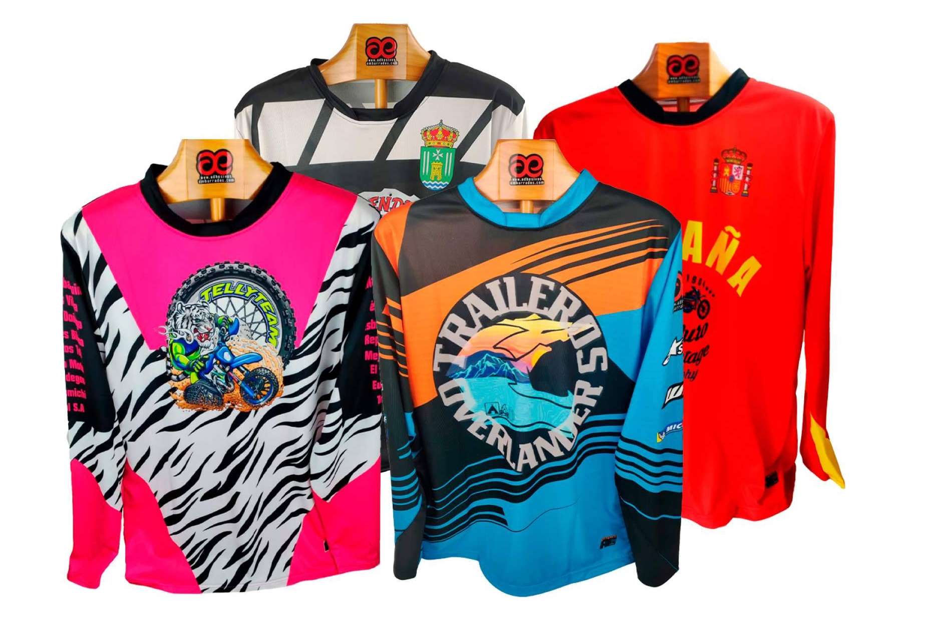 ADHESIVOSEMBARRADOS, la tienda especializada en personalización de prendas para motocross