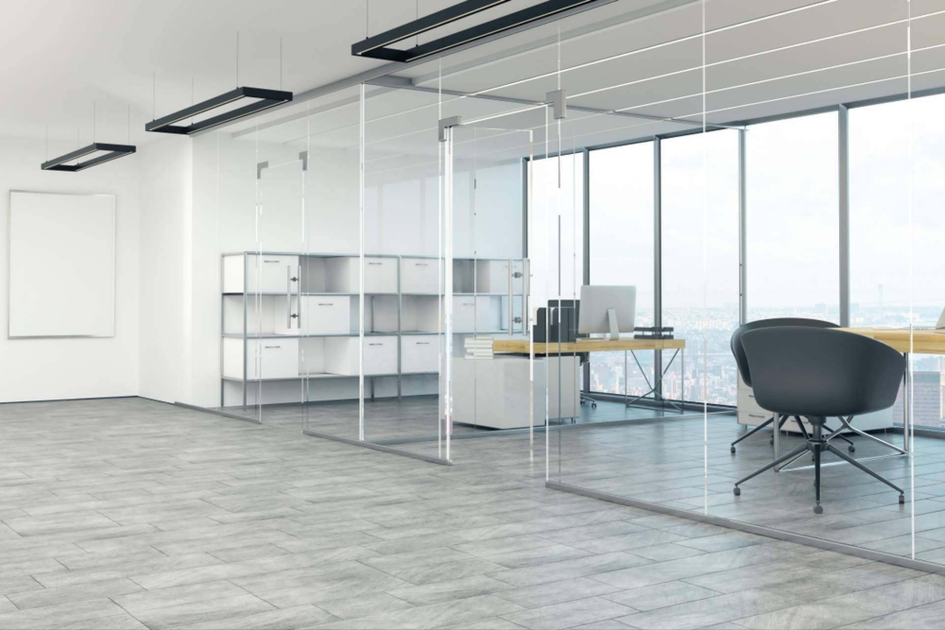 Beneficios de instalar mamparas de oficinas en espacios de trabajo