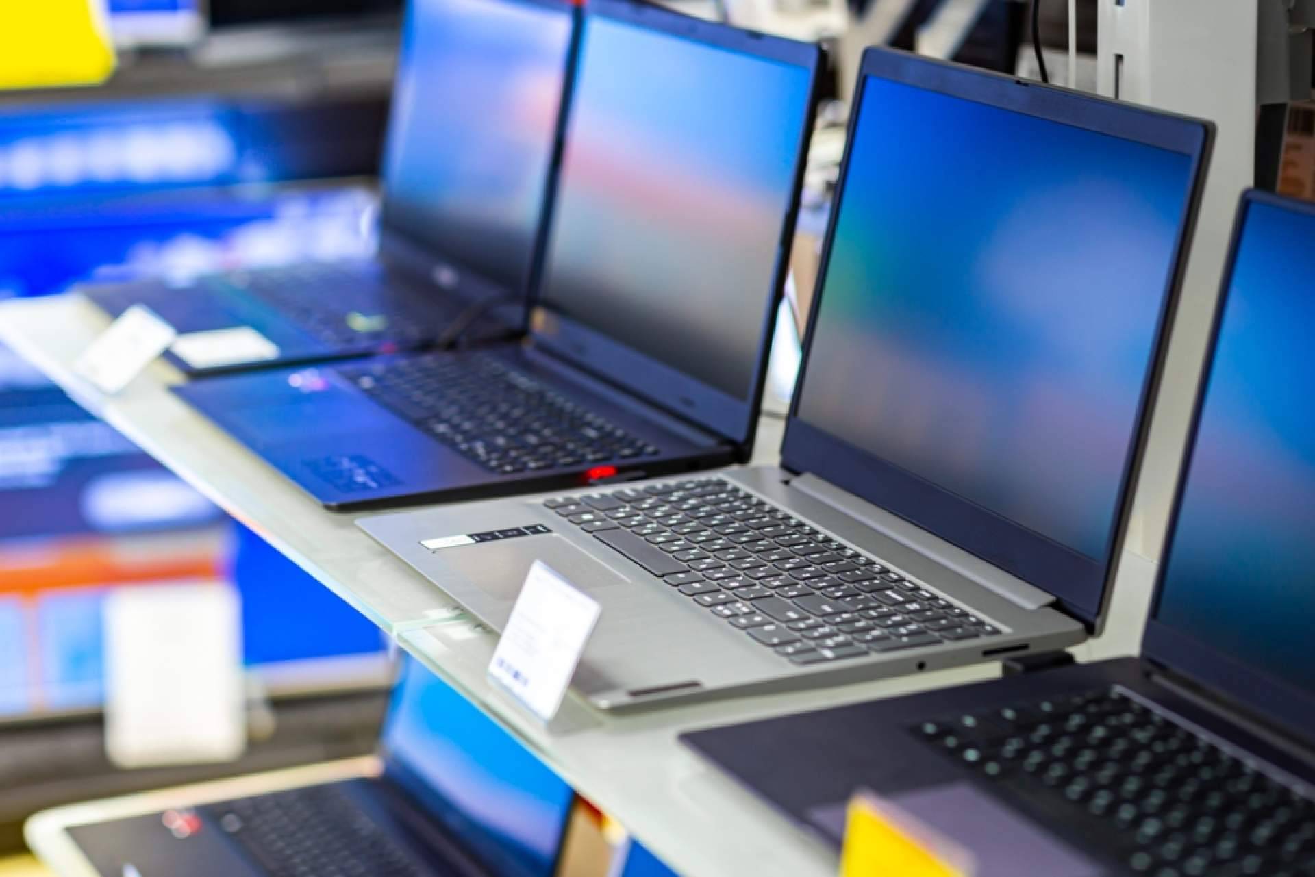 Reparar Ordenadores cuenta con profesionales expertos en reparaciones de portátiles Lenovo