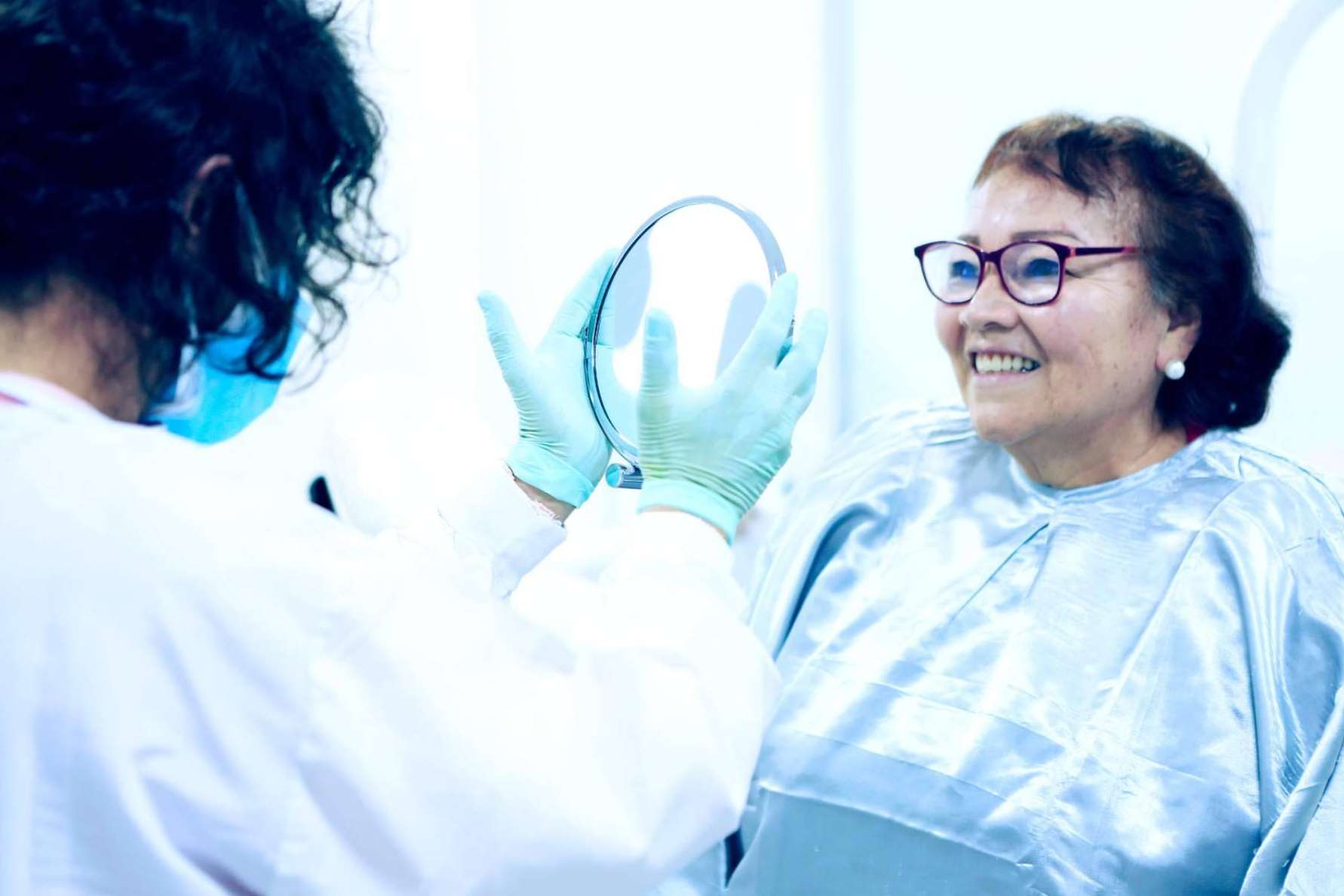 Implantes dentales, la solución definitiva para recuperar la sonrisa en Odontología Marlon Becerra
