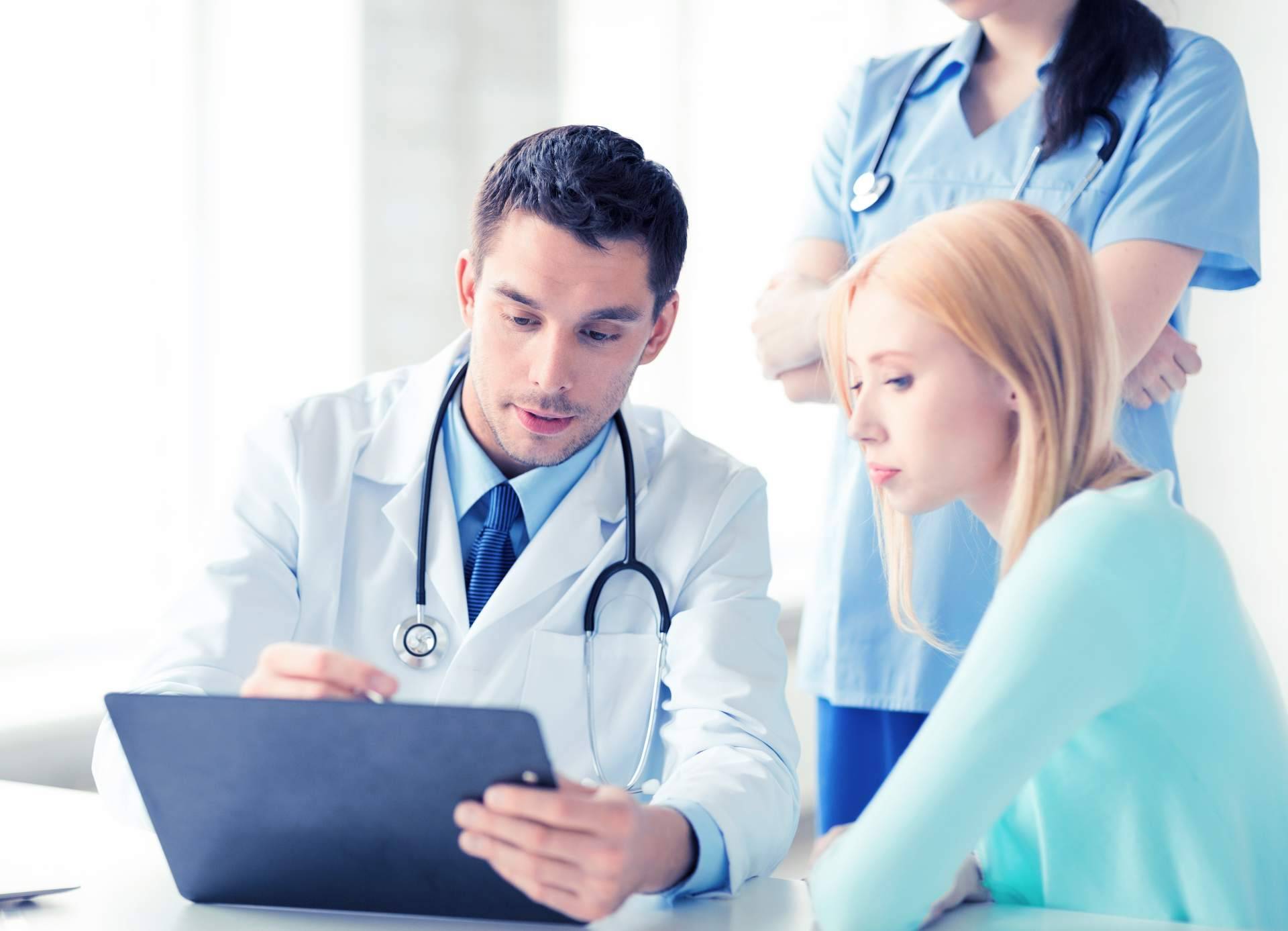 Libranza de los sábados y domingos de los Médicos MIR y Adjuntos