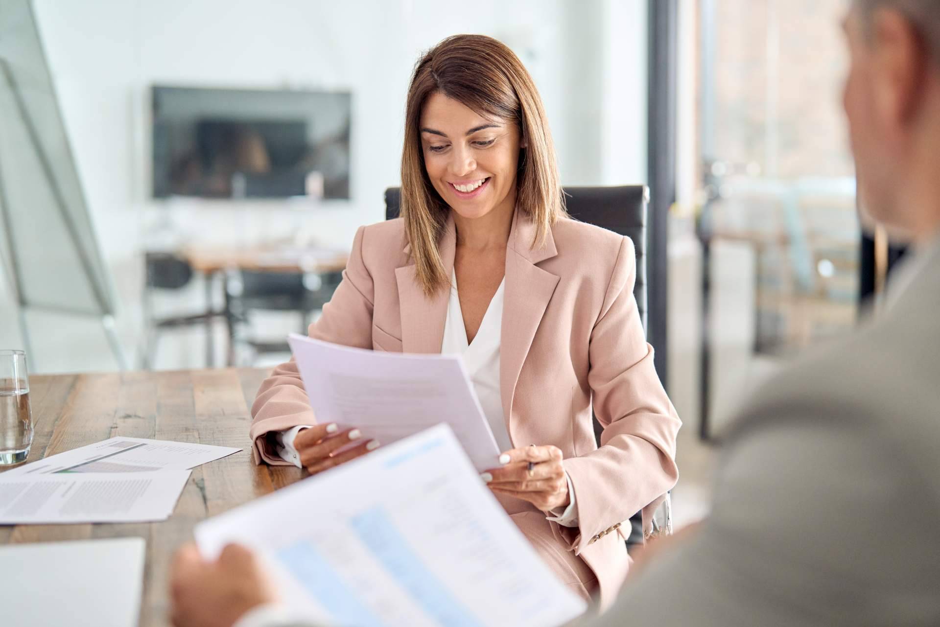 La empresa de traducción en Madrid Enai E-Consulting Internacional ofrece múltiples servicios profesionales