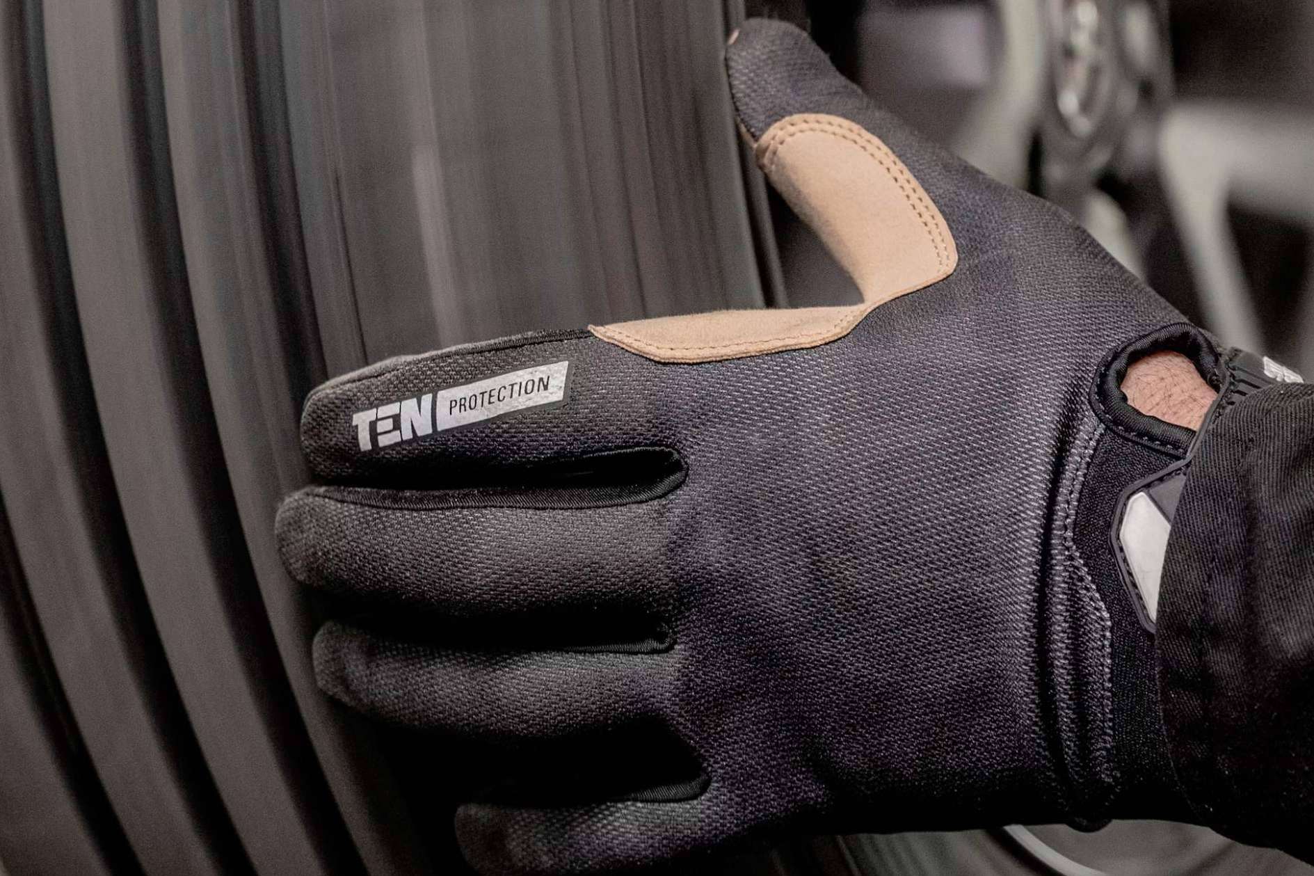 Talleres Latorre para clientes locales, turistas y visitantes de Mallorca