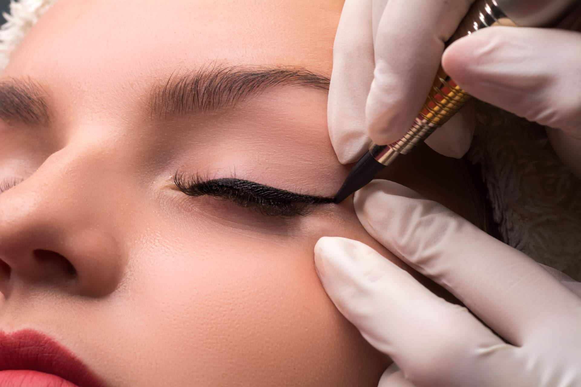 Realzar la mirada con la micropigmentación de ojos