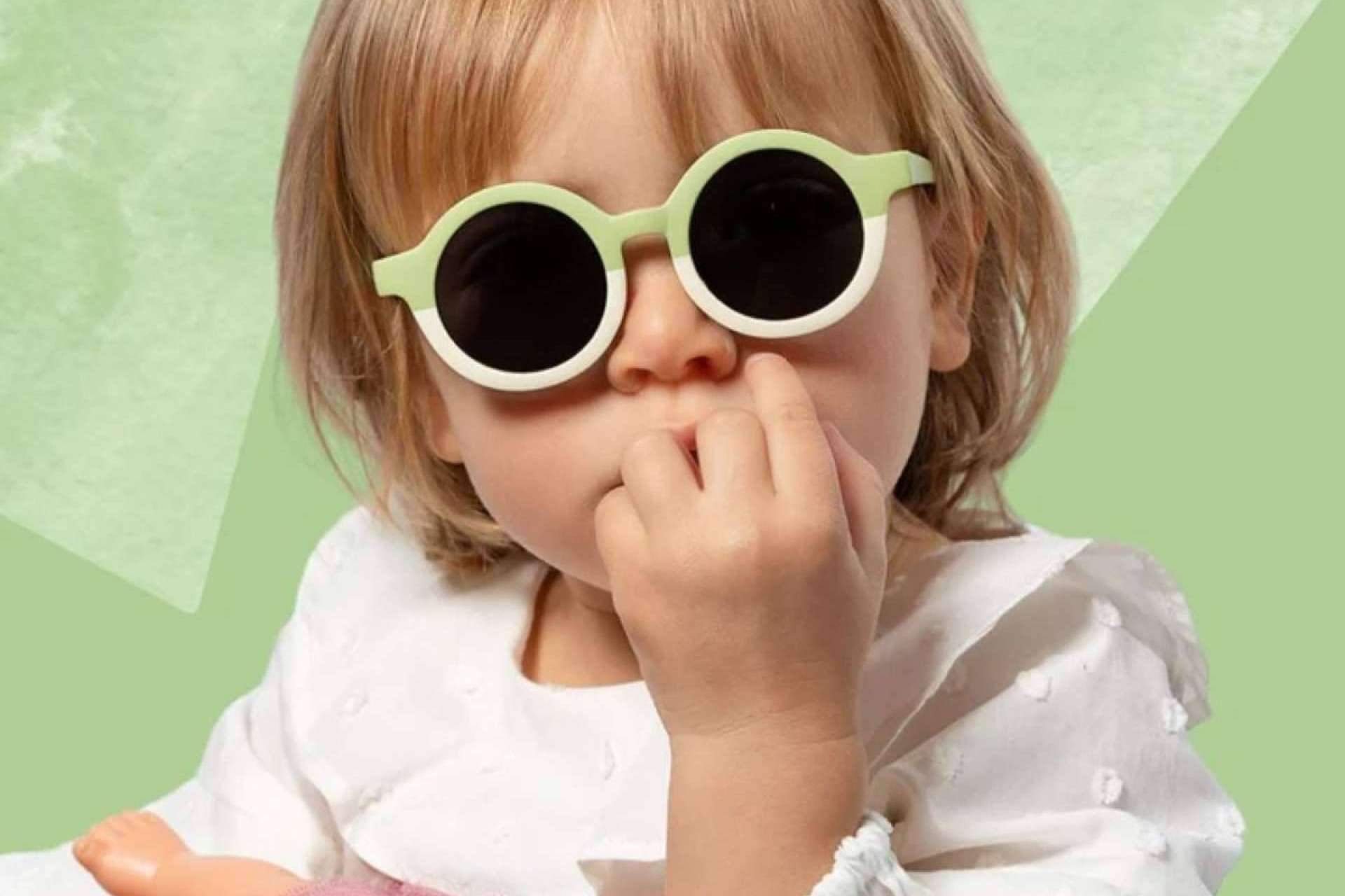 Charly Therapy presenta su nueva colección de gafas de sol infantiles