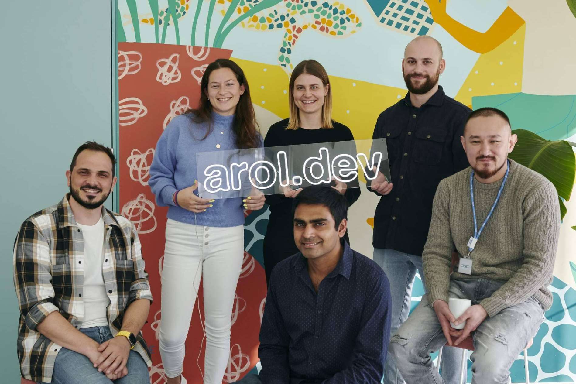 Una metodología propia que revoluciona los procesos de Onboarding técnico para nuevos ingenieros, de la mano de arol.dev