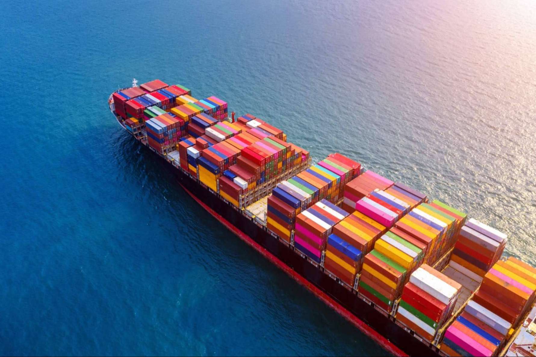 Grupajes Alicante lidera el comercio exterior con soluciones logísticas eficientes y personalizadas