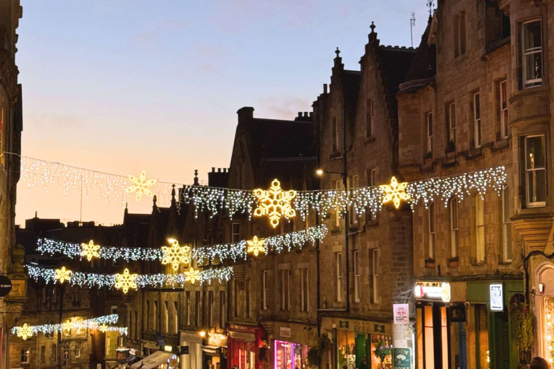 Tours en Edimburgo para vivir la magia de la Navidad en cada rincón de la ciudad
