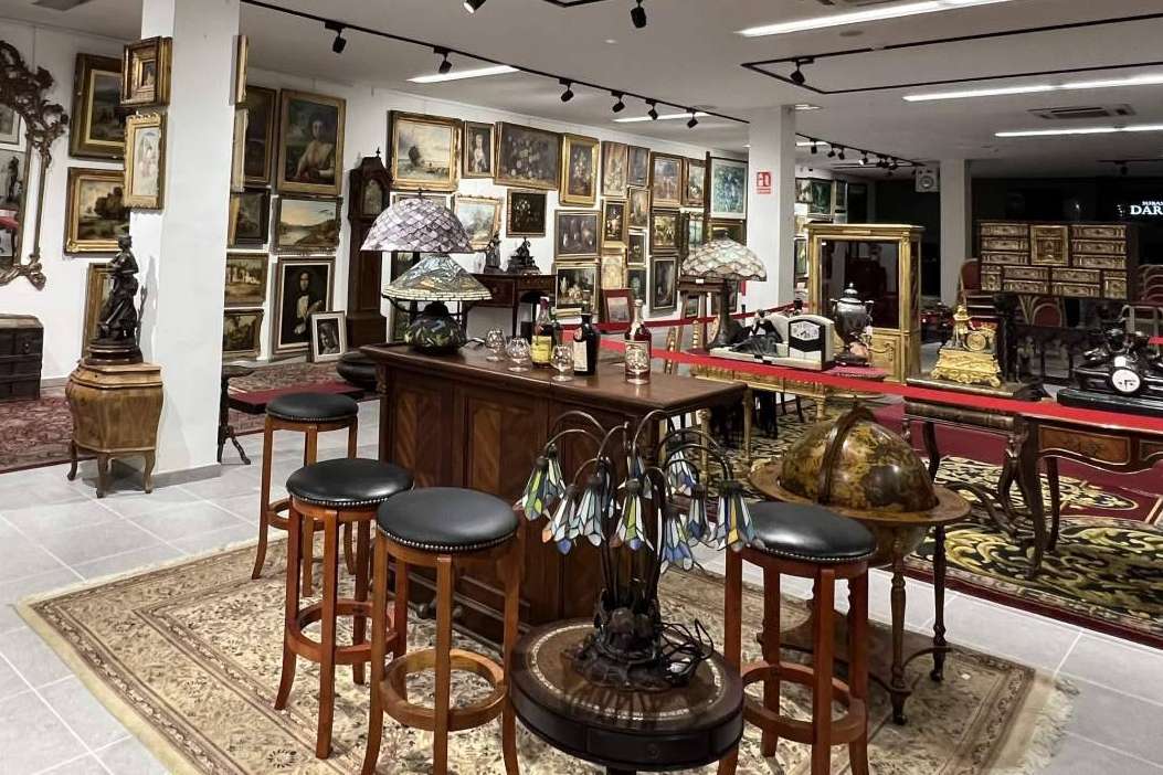 El arte y las antigüedades de Valencia viajan al mundo con Subastas Darley