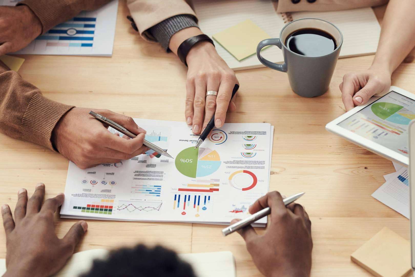 Auditoría de marketing, el servicio clave de BarmetMedia para destacar en un mercado competitivo