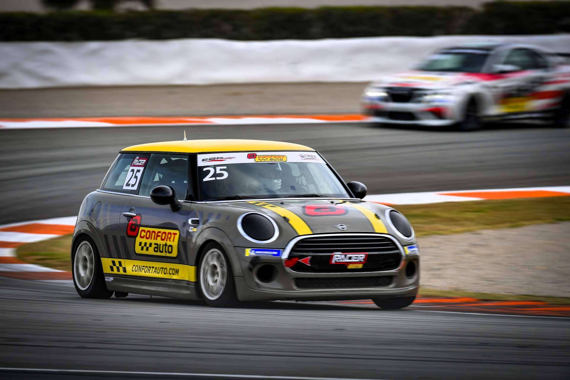 Confortauto, nuevo patrocinador principal de la Copa Racer 2025