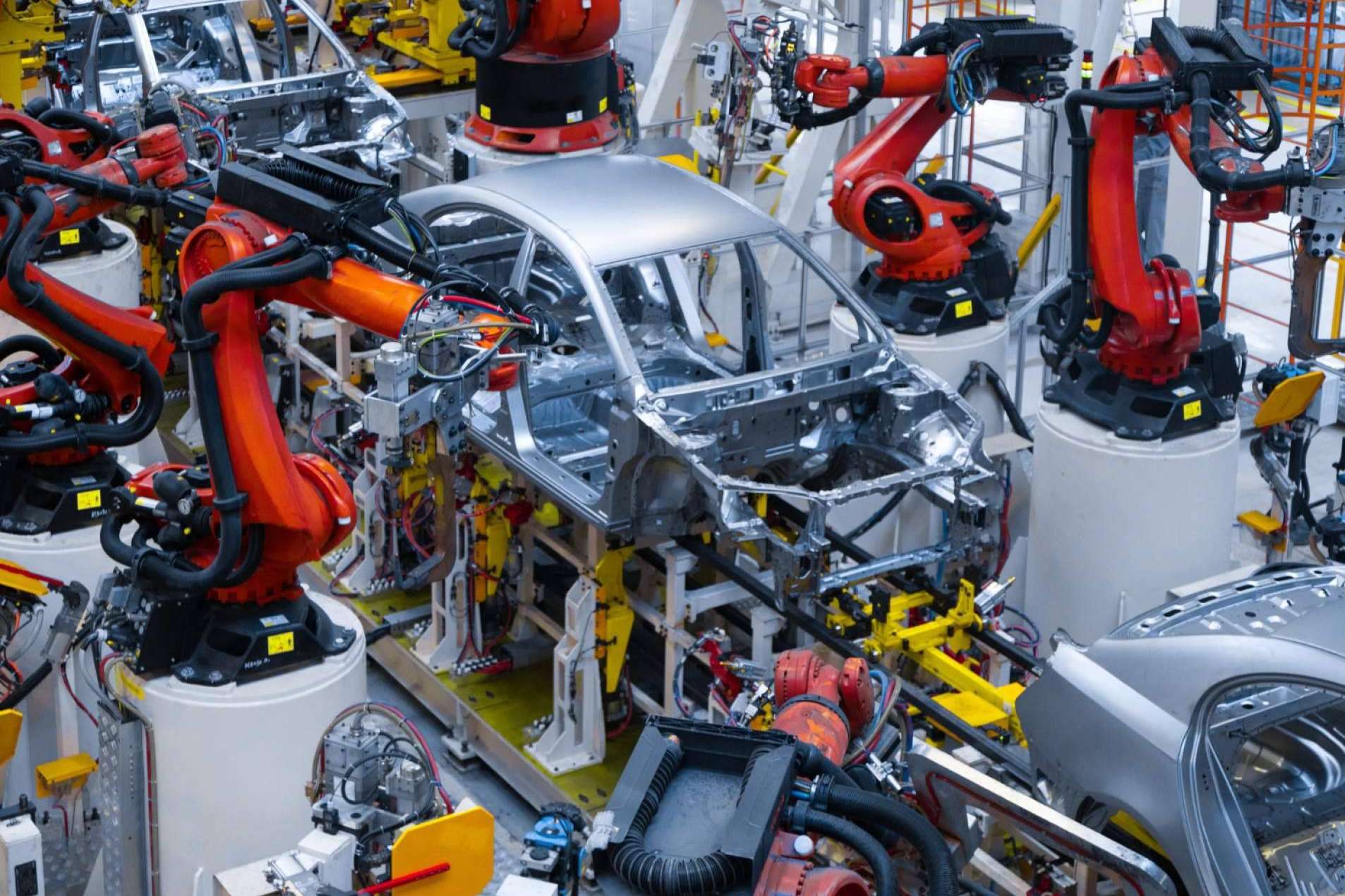 Servotechnik; Líder en juntas rotativas y conectores rotativos eléctricos en Europa y Latinoamérica