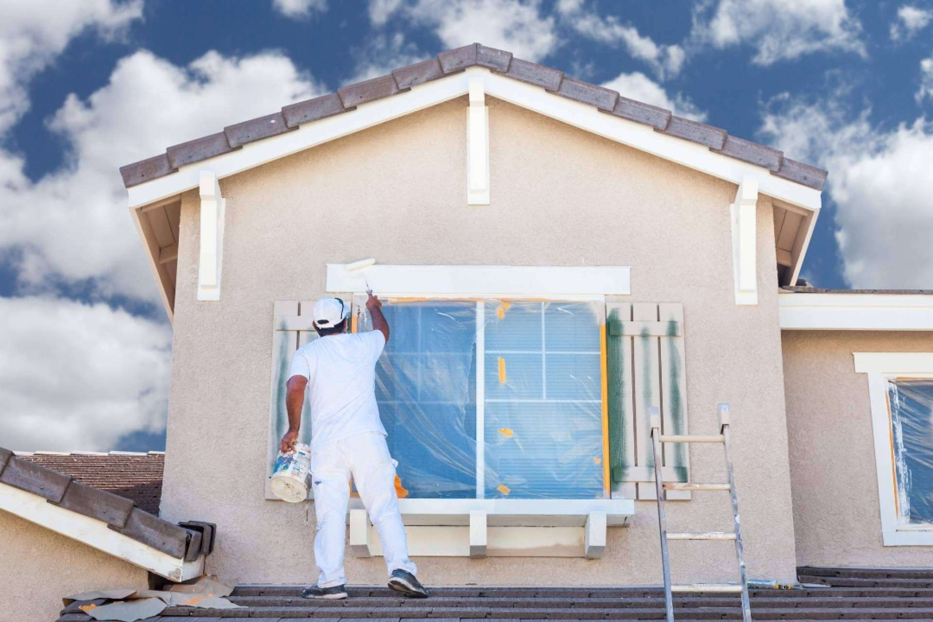 Sellado de ventanas con SWS Soudal; soluciones de hermeticidad y aislamiento para ahorro energético