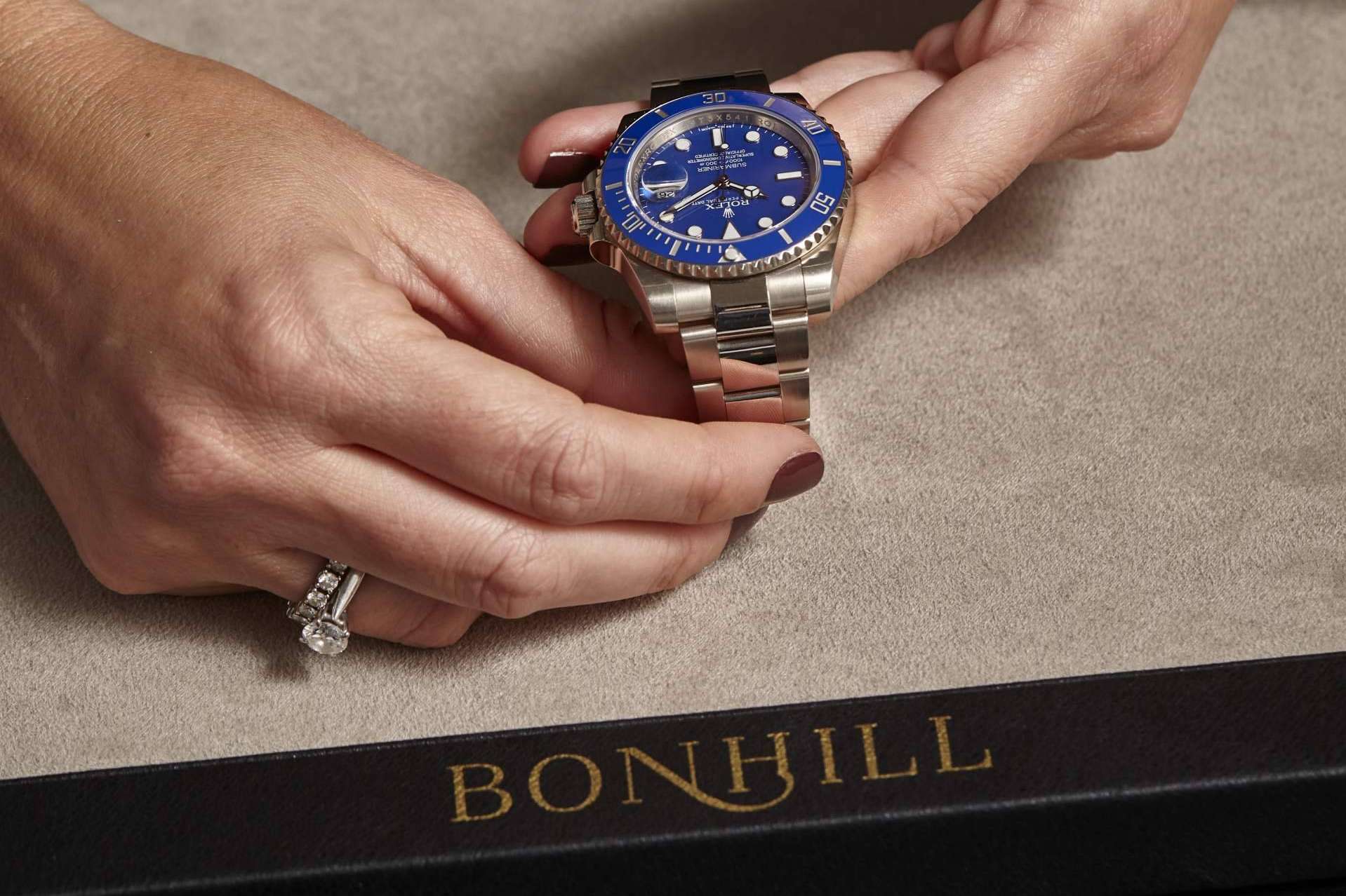 Cómo Bonhill Group facilita la venta de Rolex con seguridad y sin intermediarios