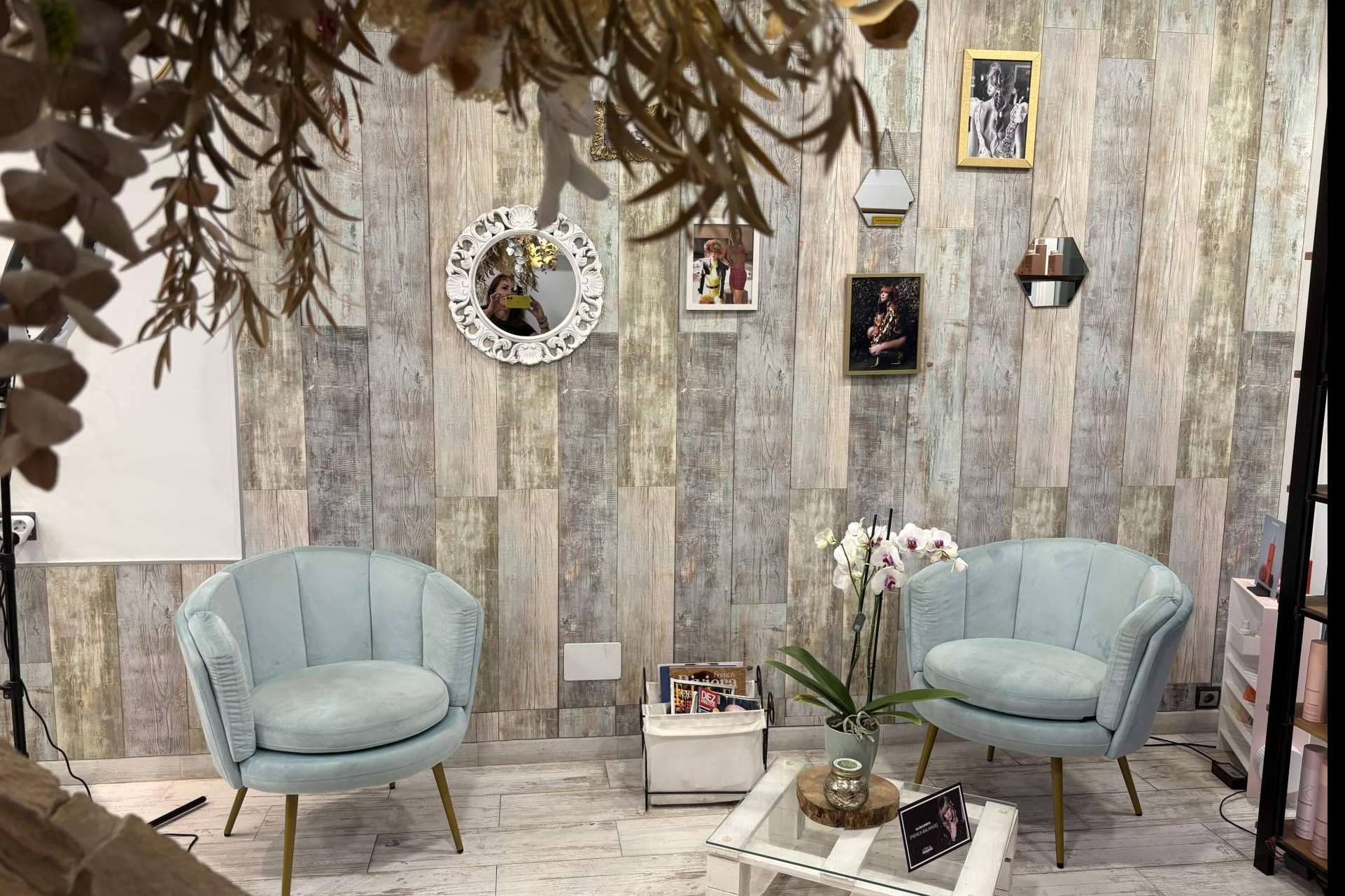Corte Estilistas apuesta por el bienestar integral a través de rituales energéticos y estética consciente