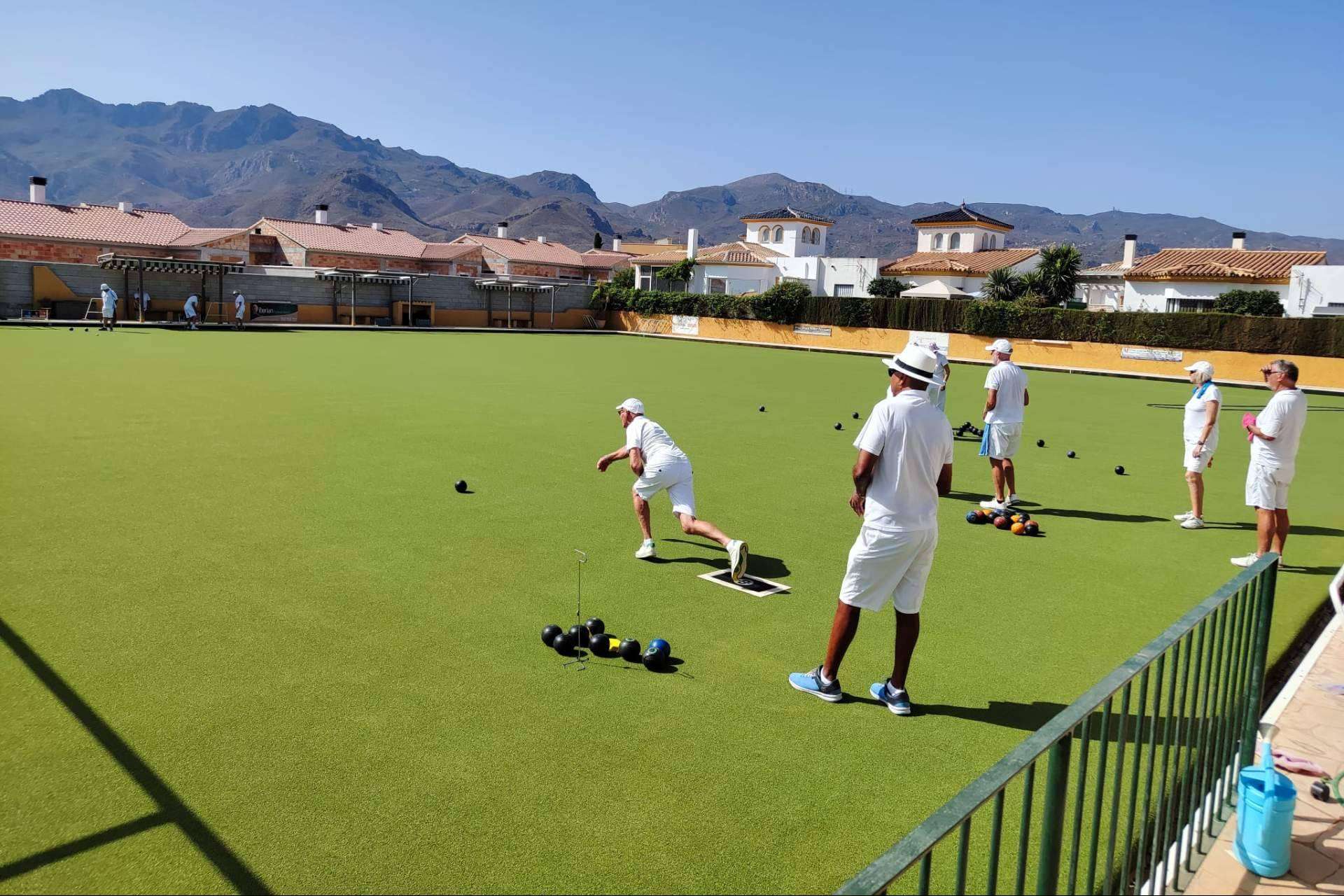 Albergrass combina innovación y calidad en césped artificial para el sector residencial y deportivo