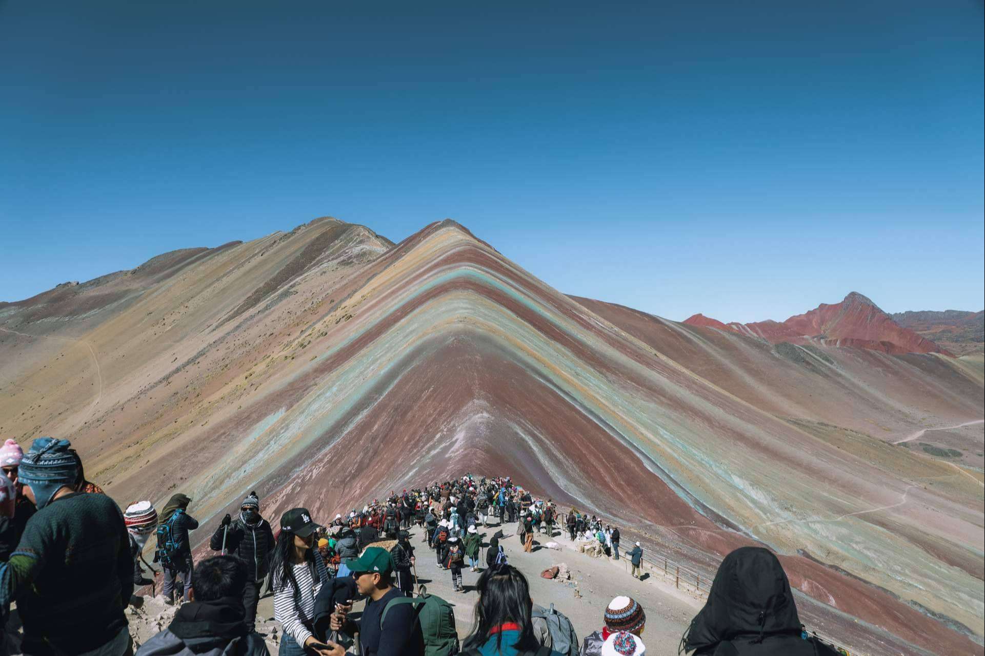 Montaña de Siete Colores, la maravilla natural que transforma el turismo en Perú