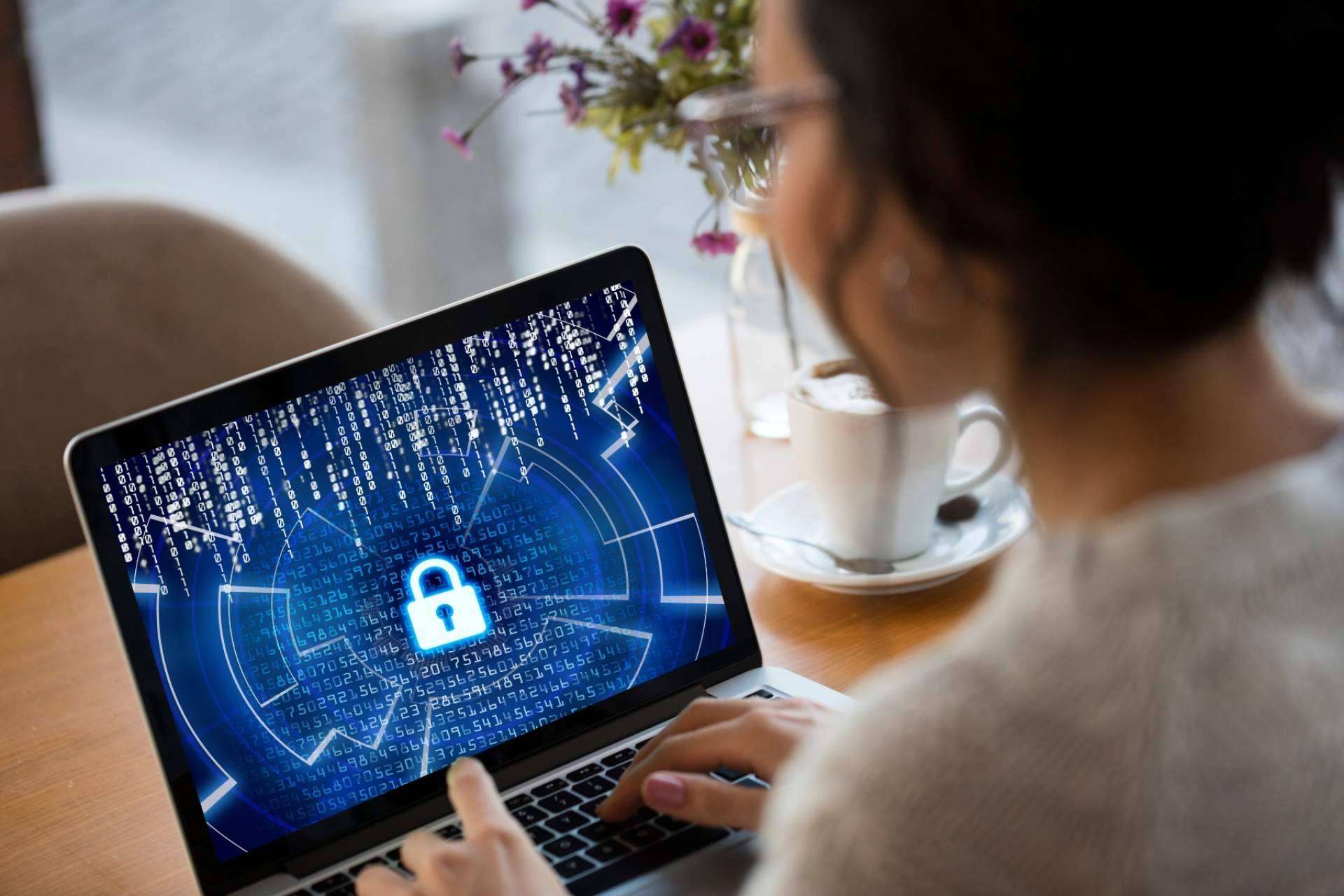 ¿Por qué las pymes están cada vez más expuestas a ciberataques a través de sus servicios web?