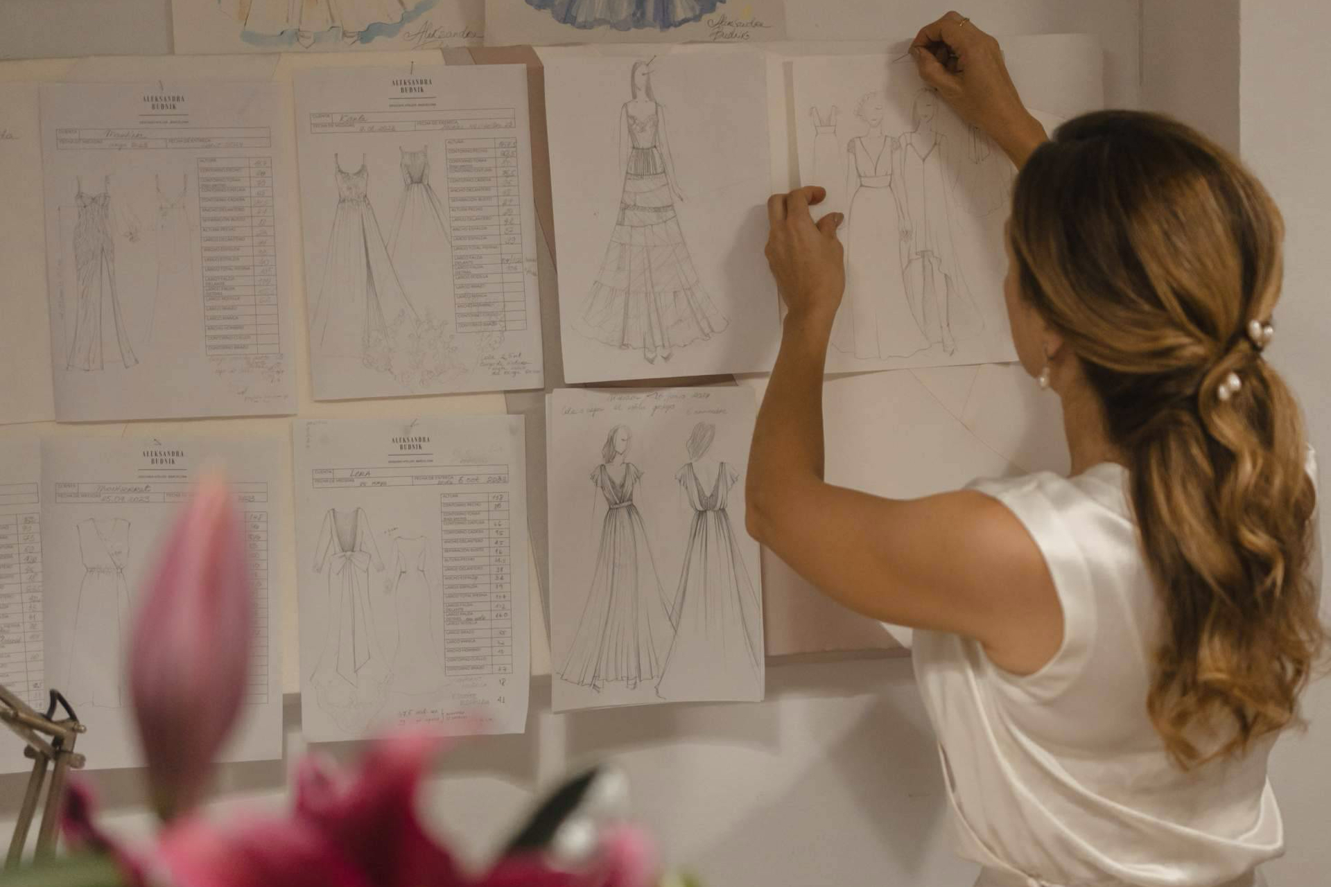 El Atelier Aleksandra Budnik se afianza en Barcelona como referente en vestidos de novia a medida con sello artístico