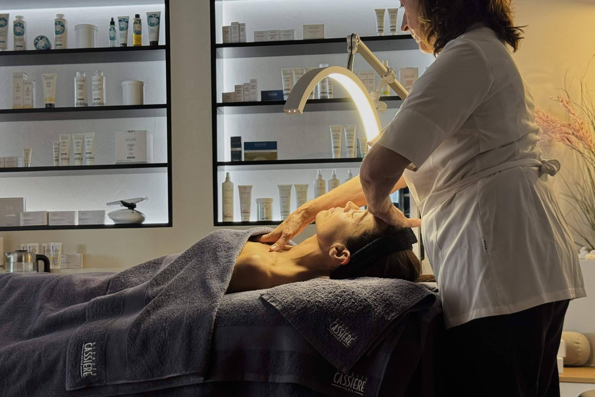 Las esteticistas han hablado. Estas son las 9 marcas profesionales de cabina que hacen un salón rentable