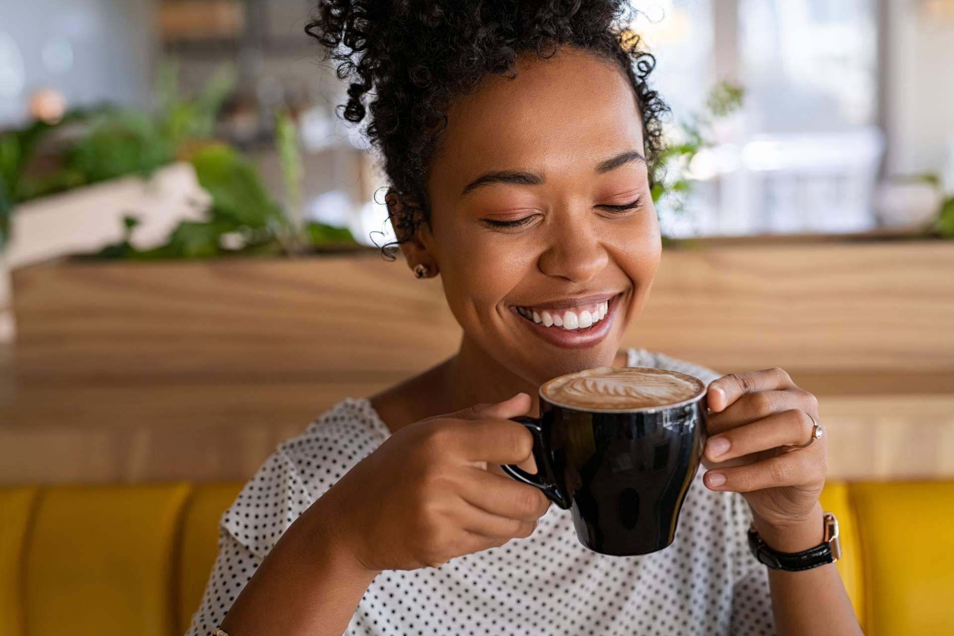 Fresh OCS impulsa el bienestar laboral a través de soluciones de café para oficina
