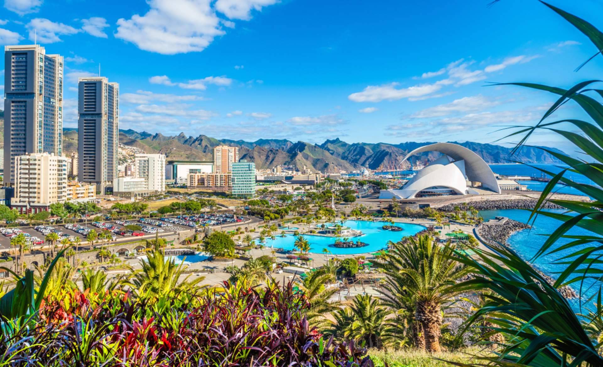 Navidades con alta demanda, Canarias.com amplía su oferta de vehículos en Tenerife para estas fechas clave