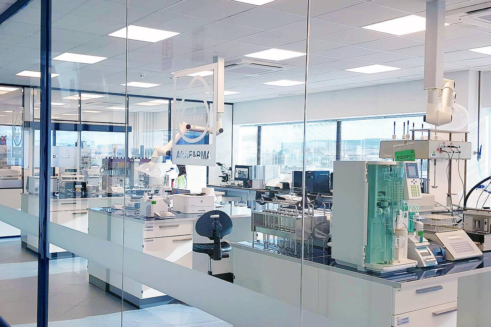 Bienestar nutricional en pacientes con estrés metabólico e inmunitario; reformulación de Aracomplex Plus