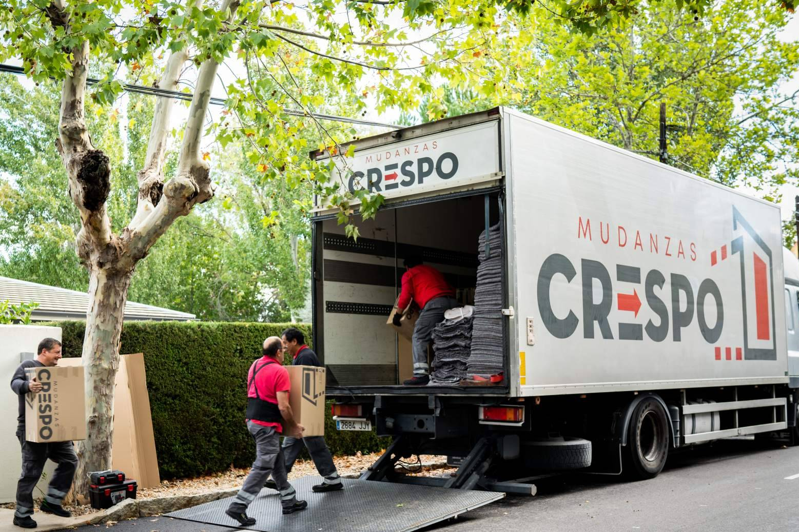 Mudanzas Crespo defiende la calidad frente al precio bajo; experiencia, seguridad y materiales premium