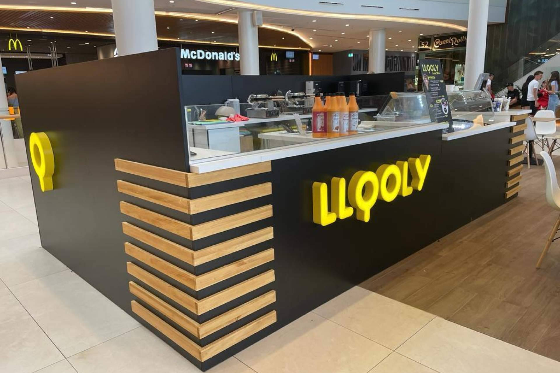 La experiencia bubble waffle en España llega a Sambil Madrid con un nuevo kiosko de LLOOLY